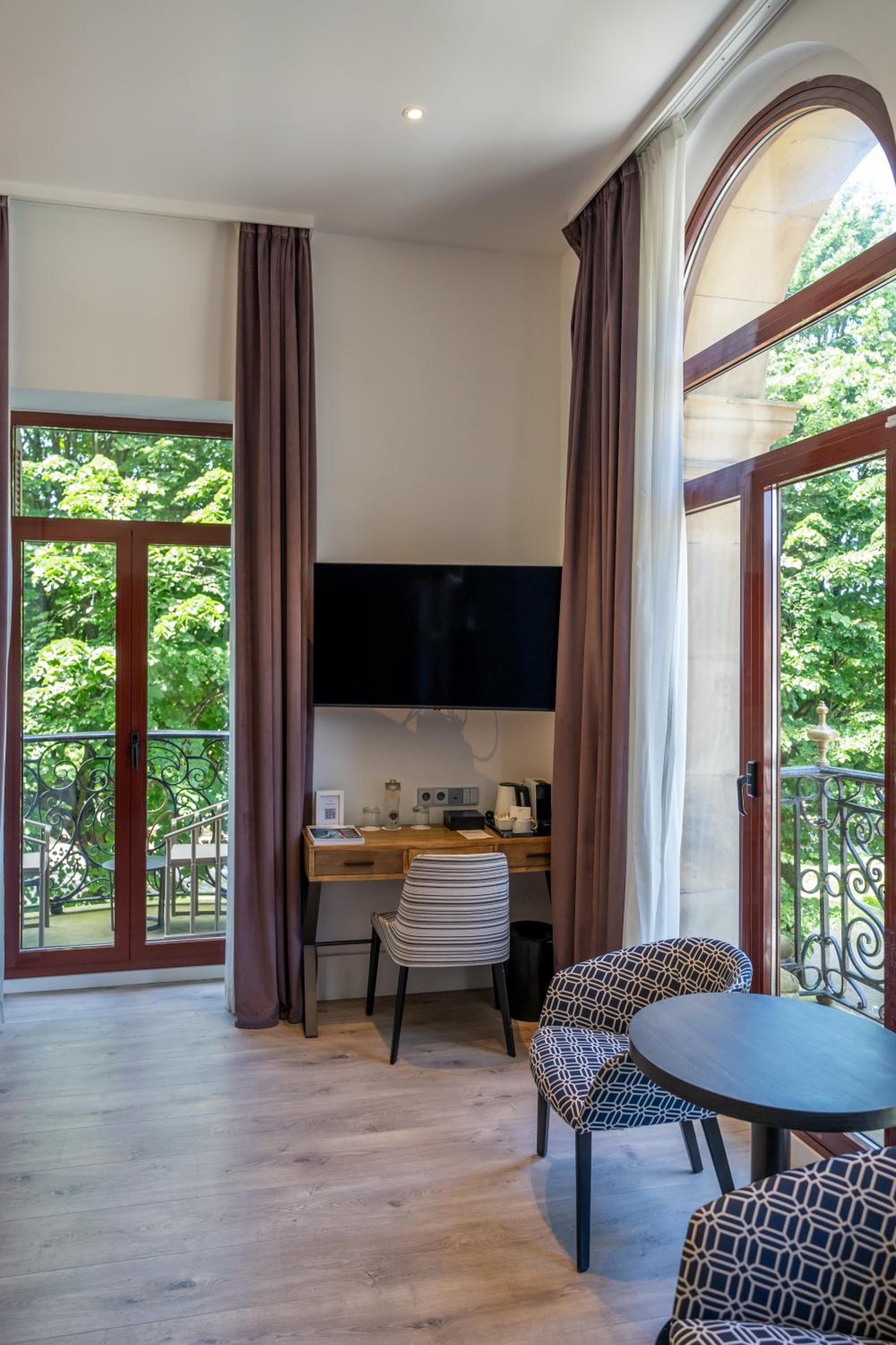 Superior Double or Twin Room with Terrace