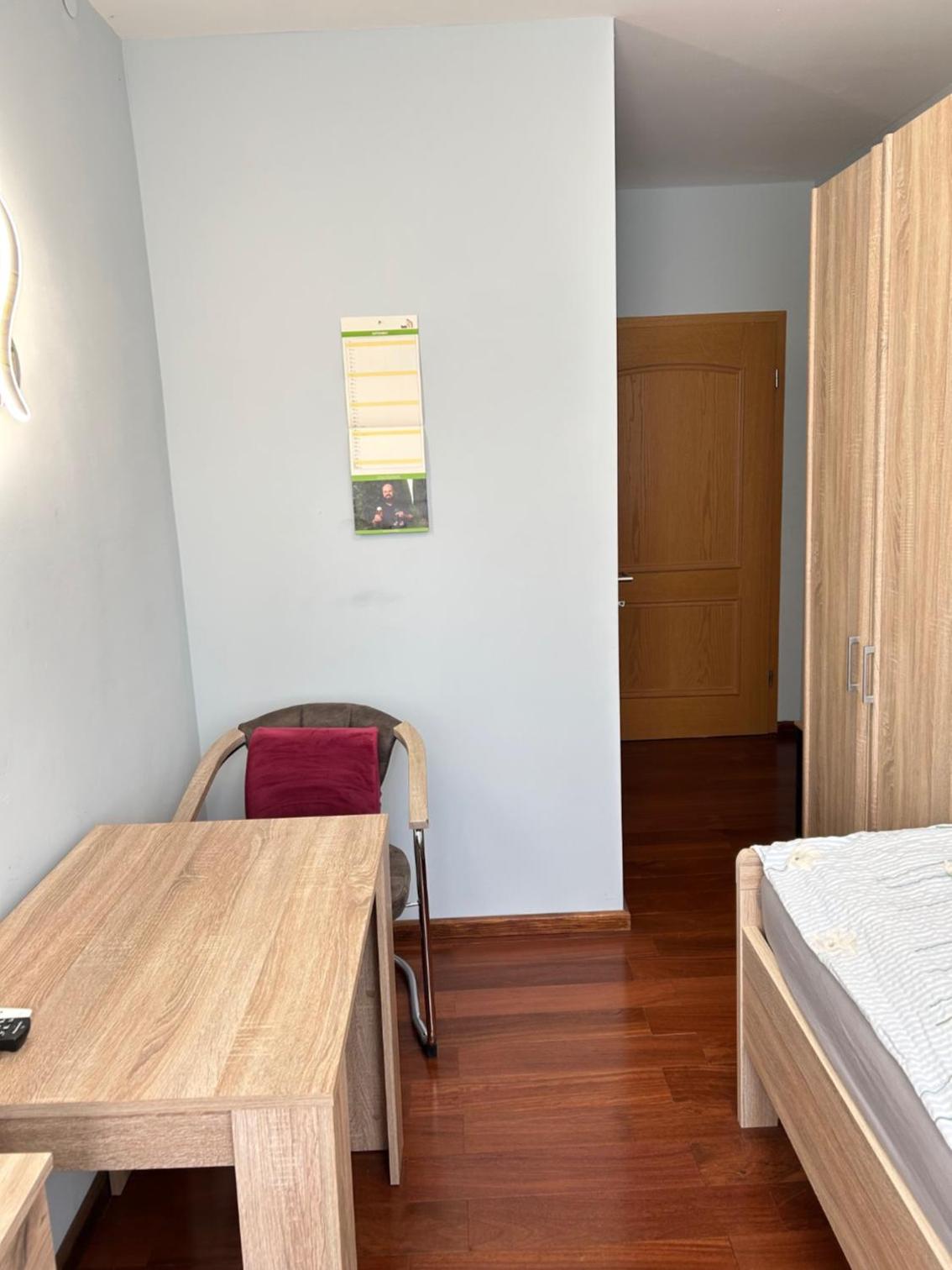 Single Room with Bathroom photo 1