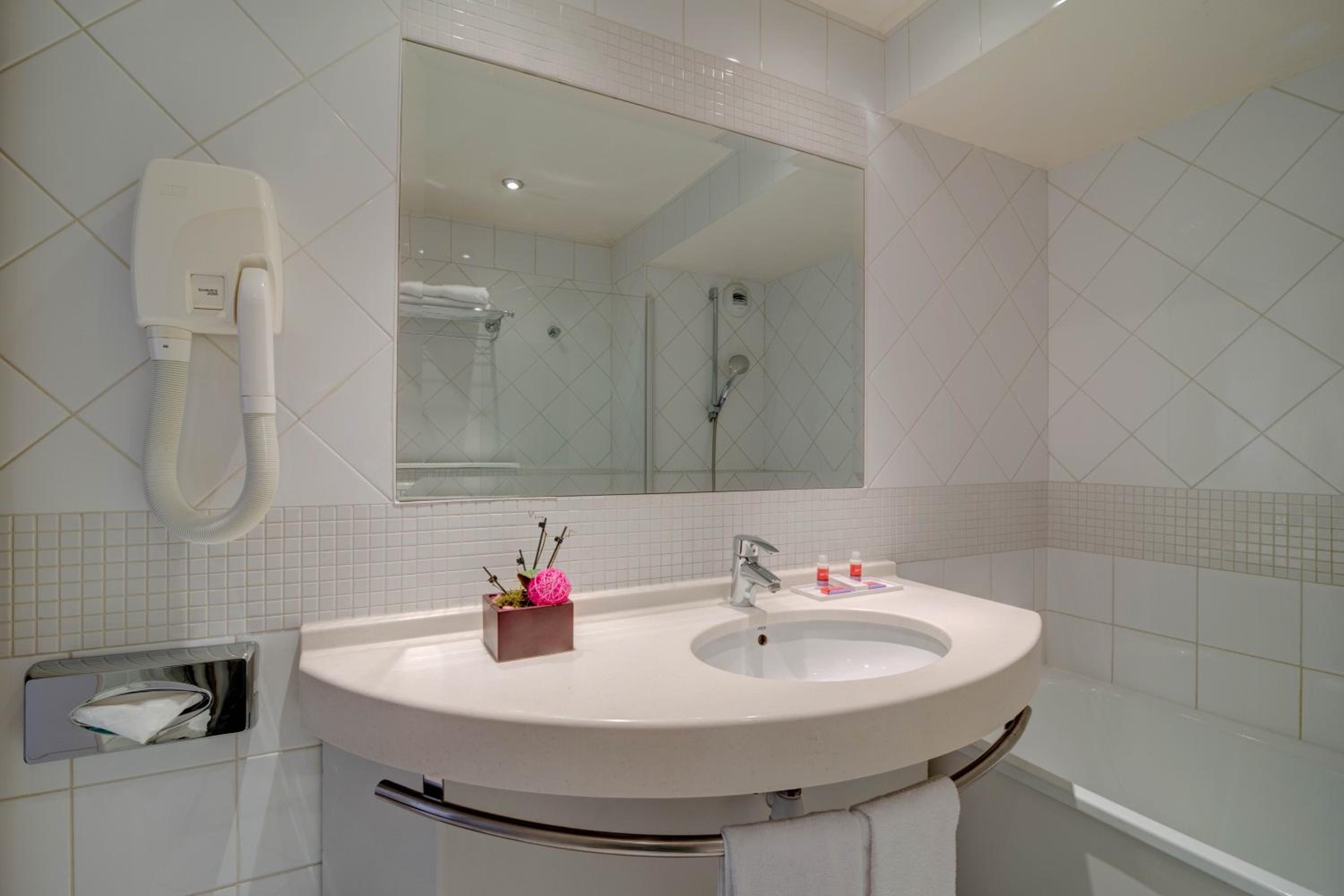 Superior Twin Room photo 3