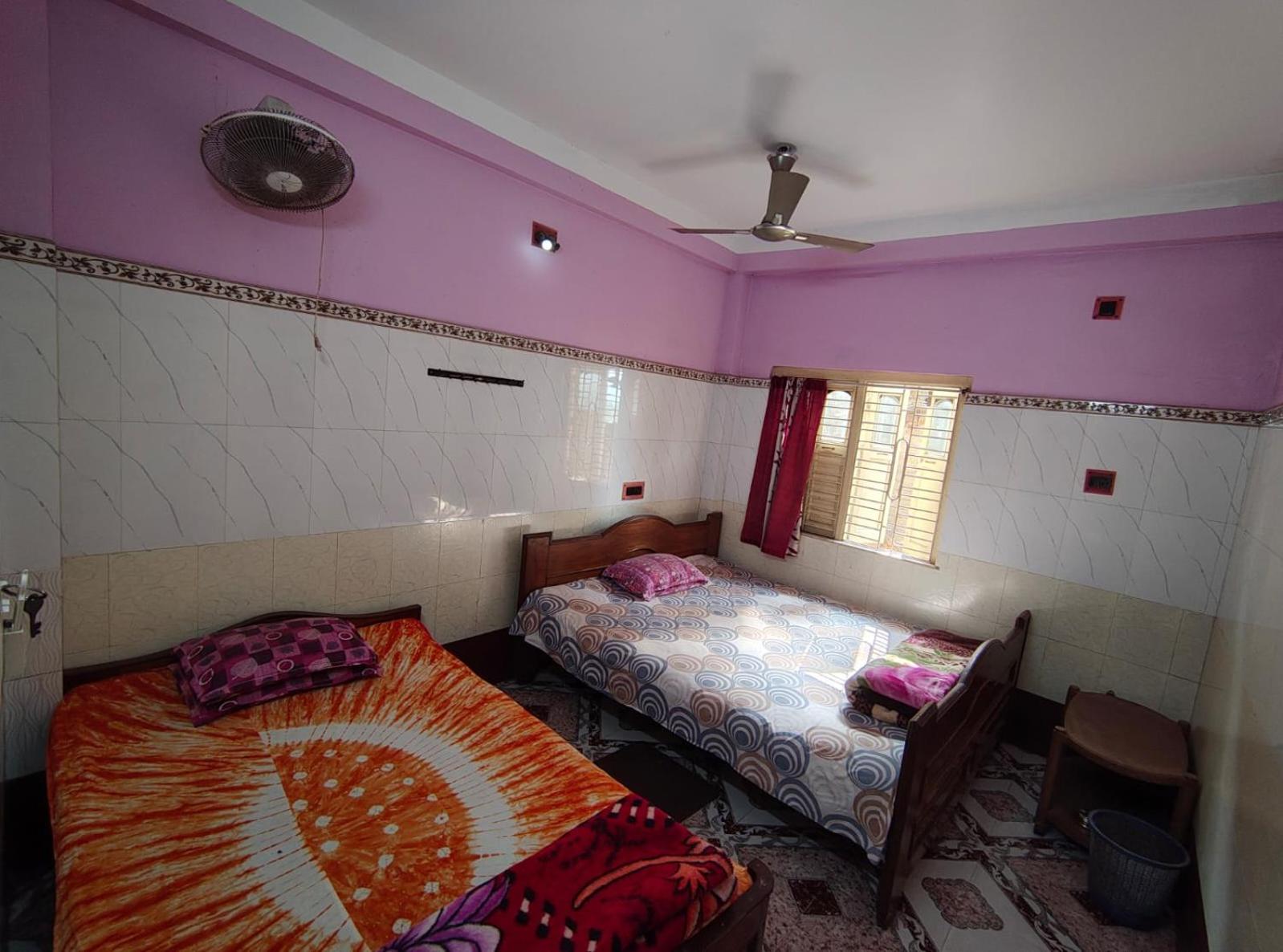 Basic Triple Room photo 2