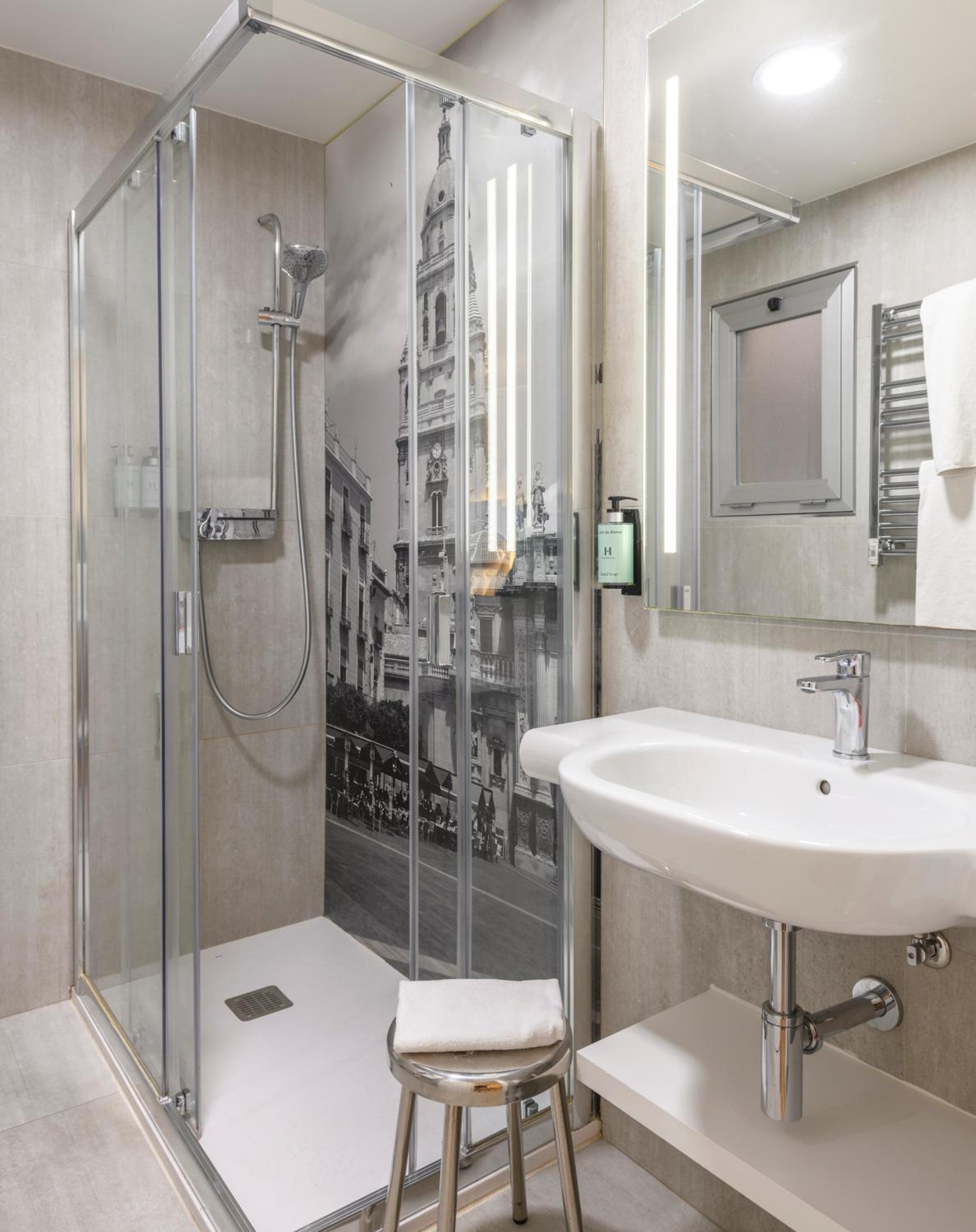 Triple Room - Photo 7