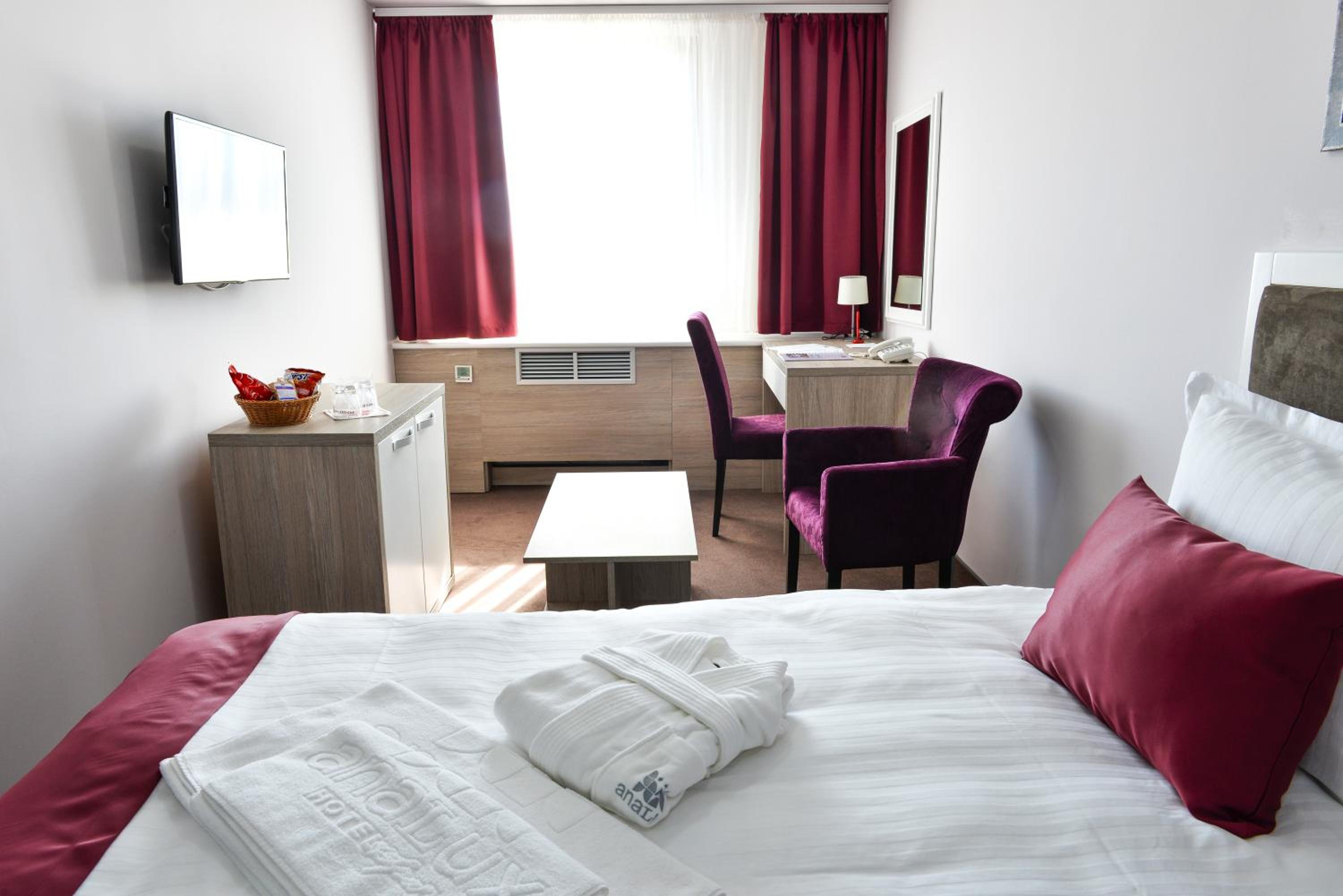 Standard Twin Room photo 2