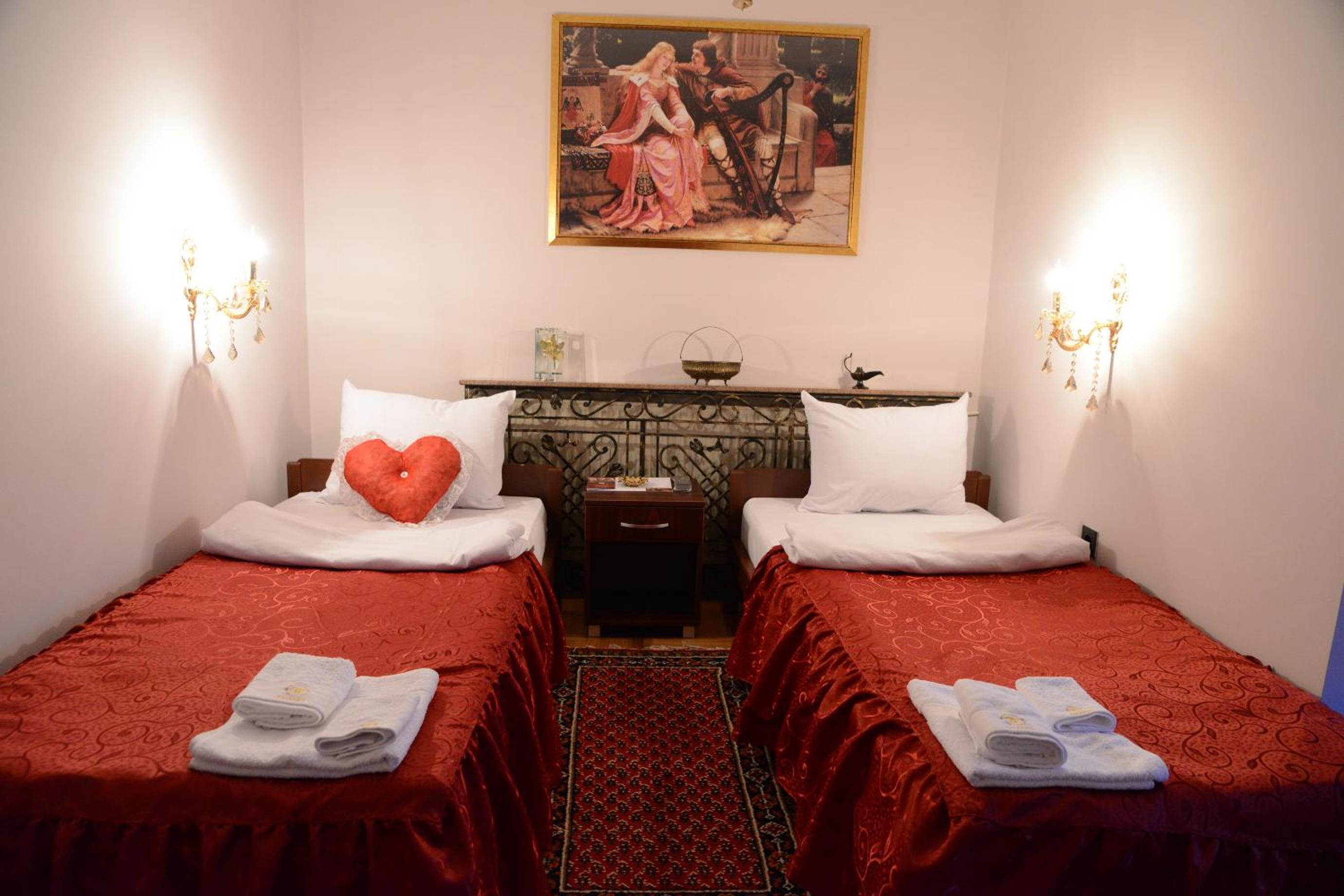 Standard Triple Room photo 2