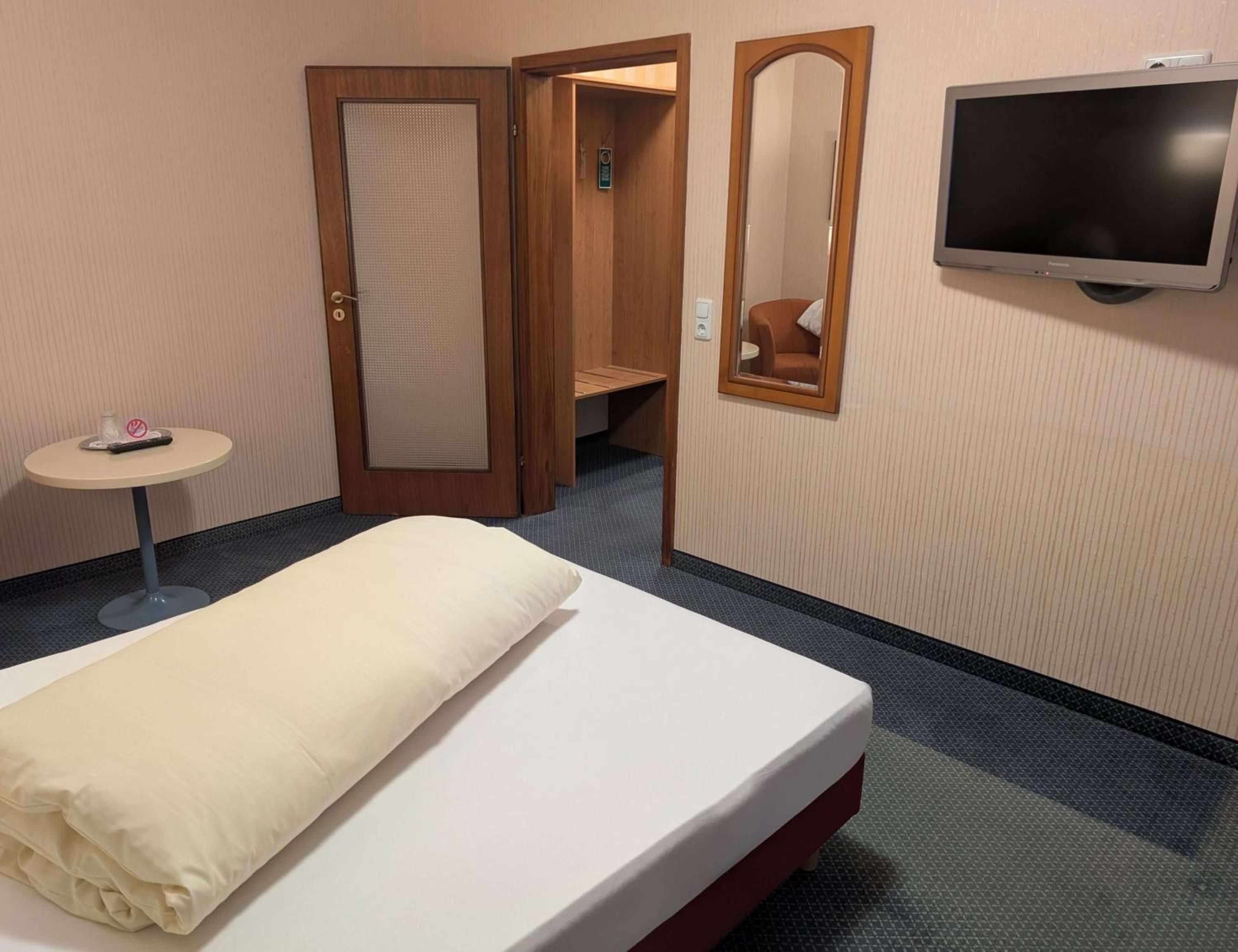 Comfort Single Room
