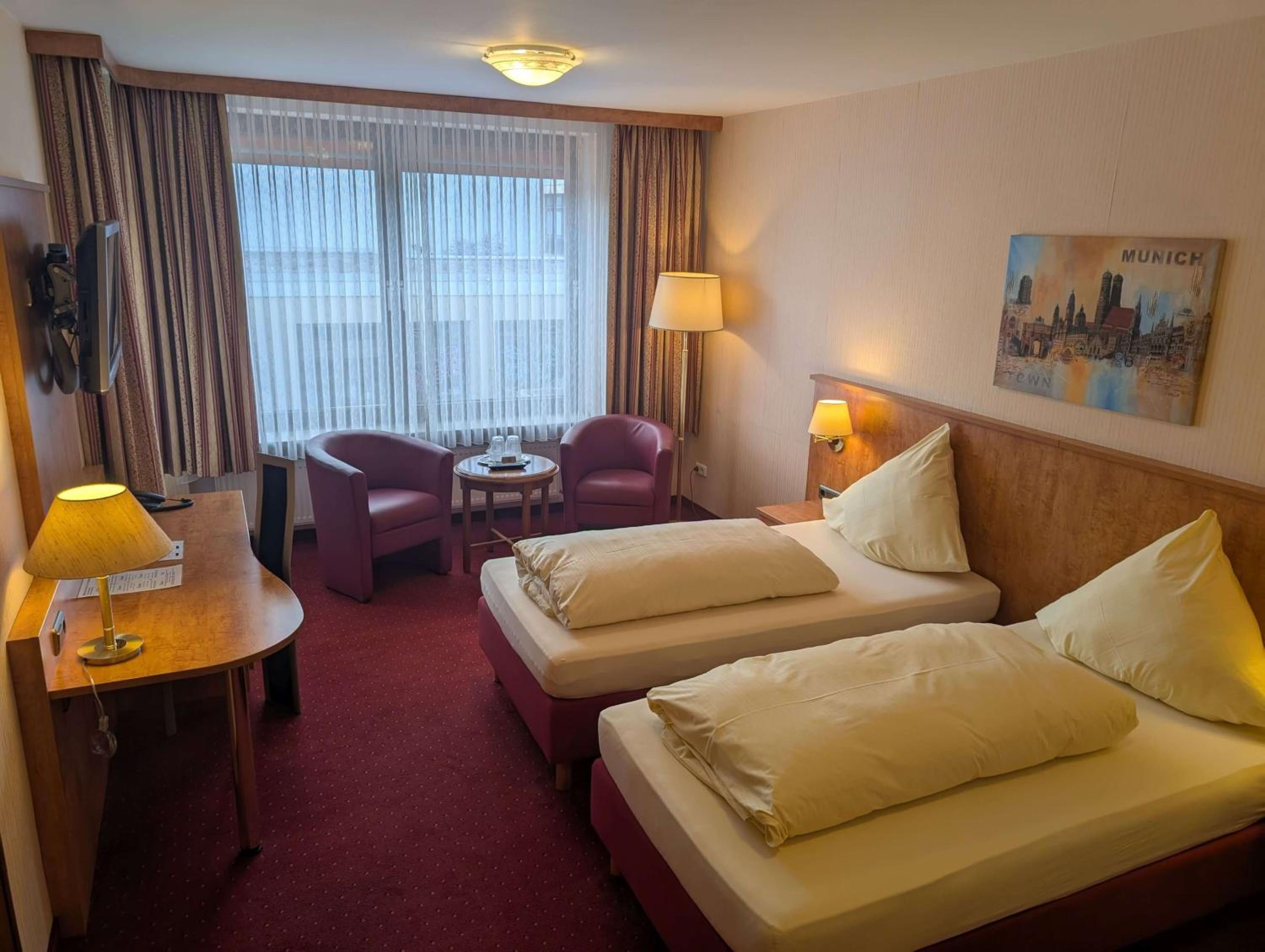 Double Room with Balcony photo 3