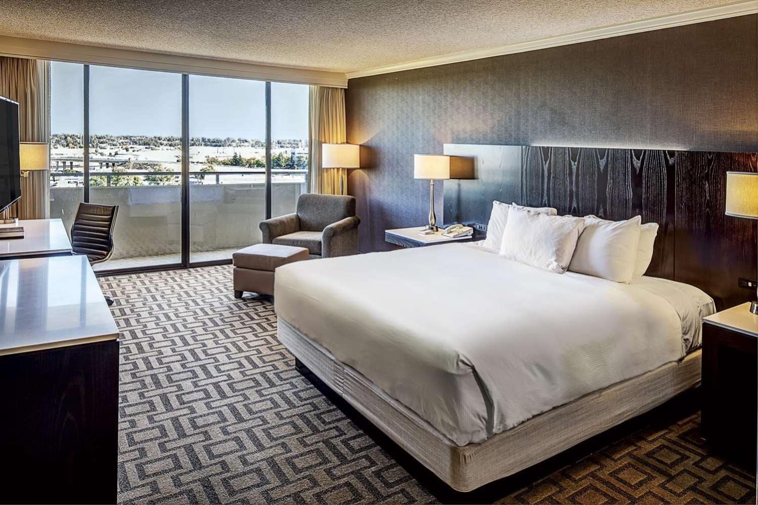 King Room - High Floor photo 3