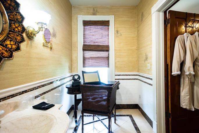 Deluxe Double Room with Shower photo 1