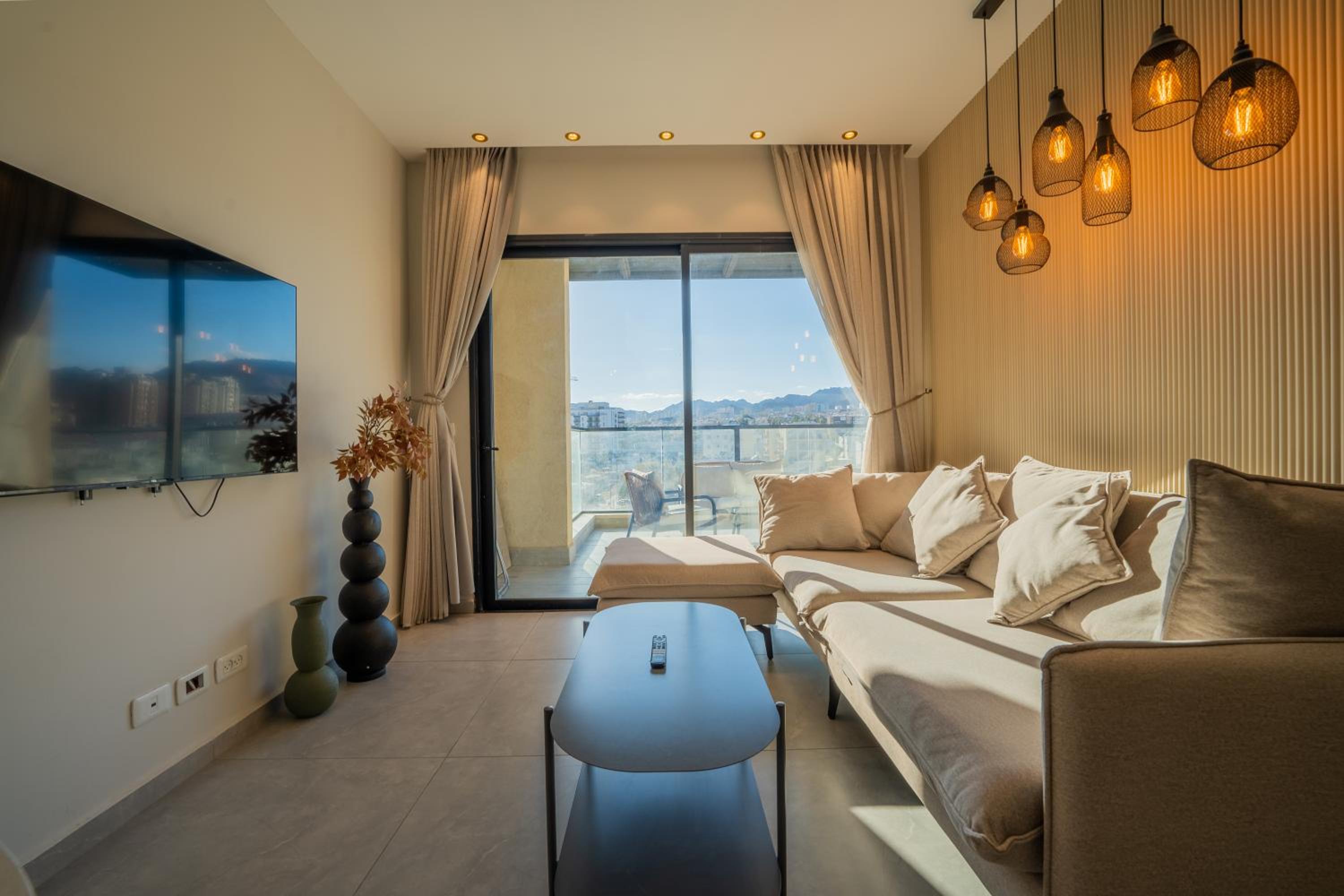 Two-Bedroom Deluxe Apartment with Balcony photo 1