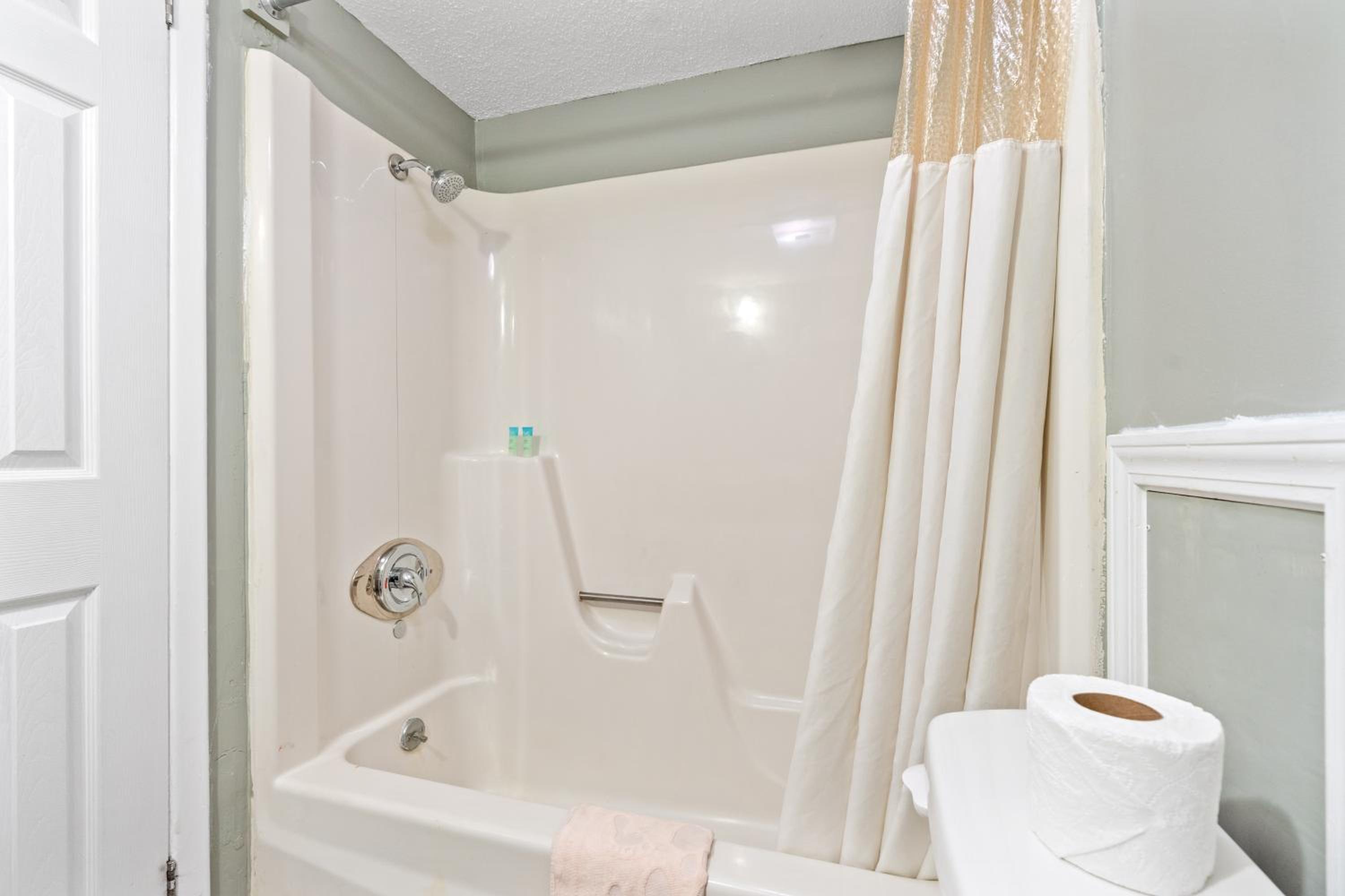 Double Room - Photo 1