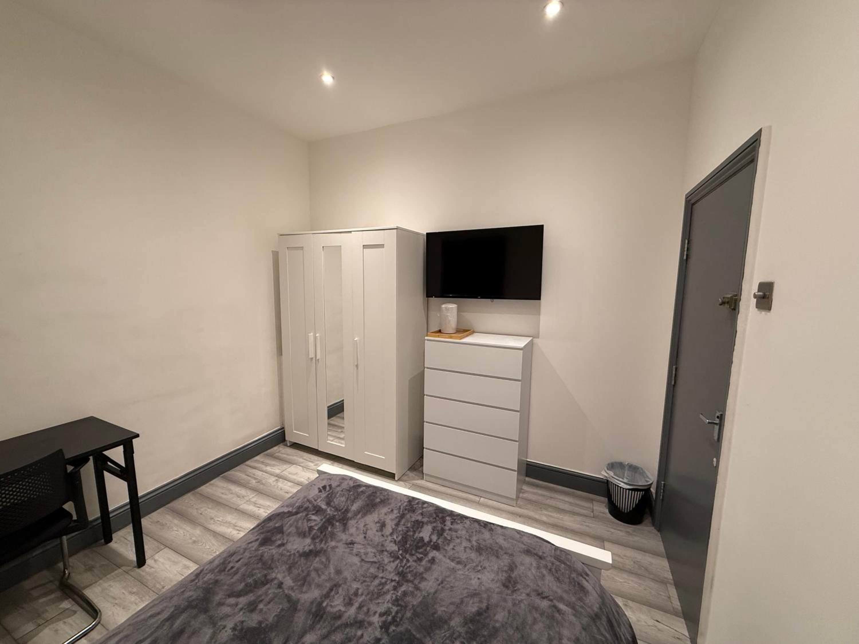 Standard Double or Twin Room with Garden View photo 2