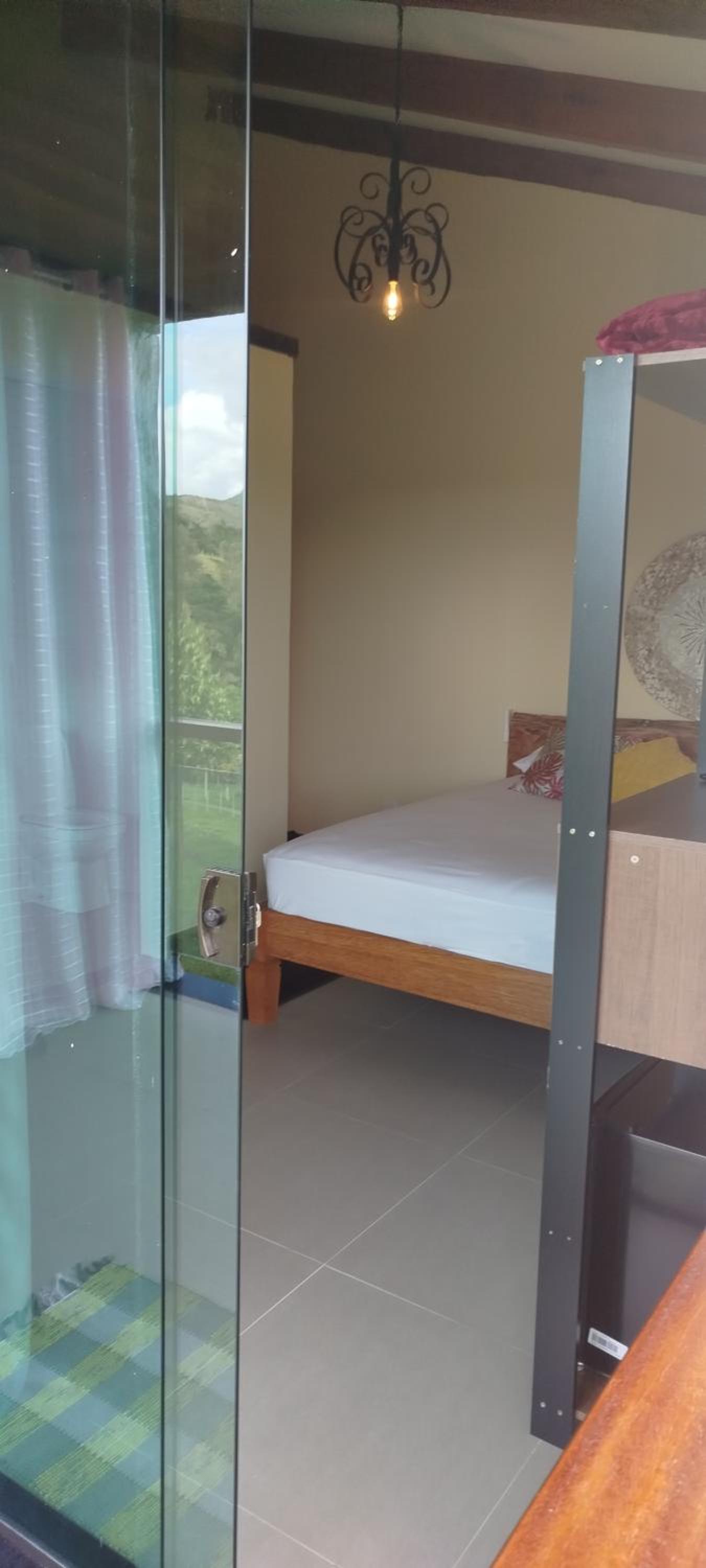 Queen Suite with Spa Bath photo 2