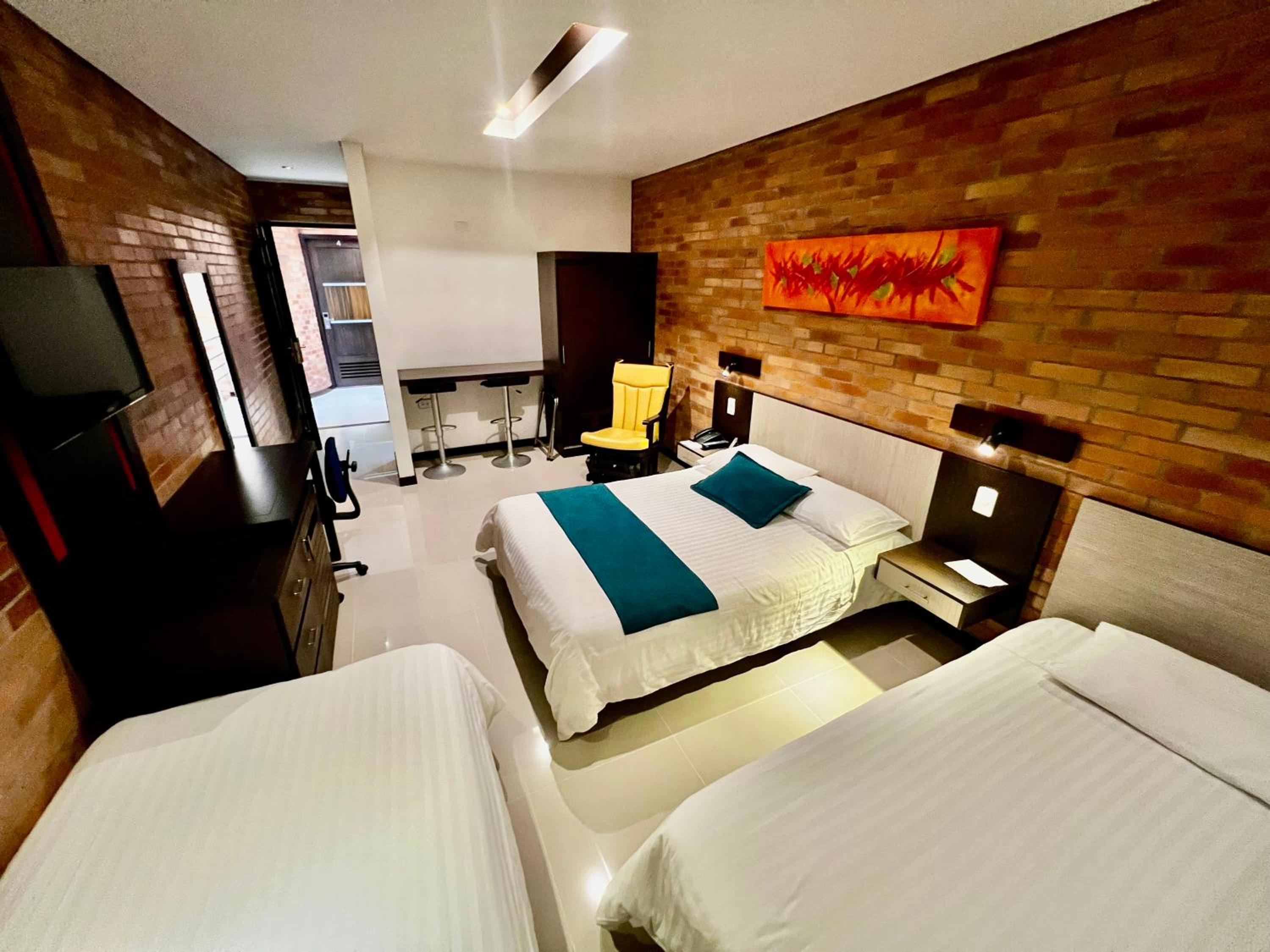 Quadruple Room photo 3
