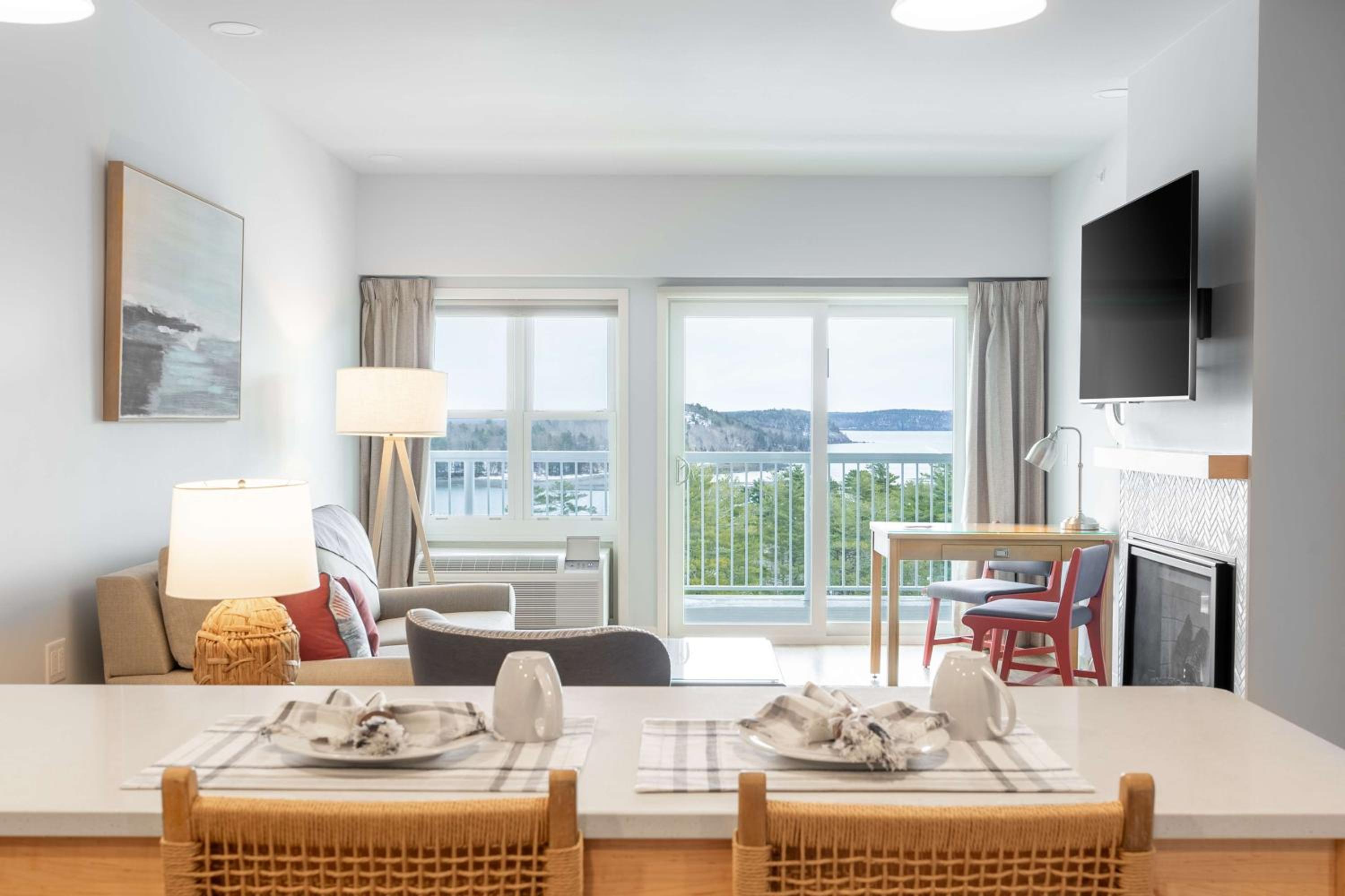 Premiere Oceanview Eden Top Floor King Apartment