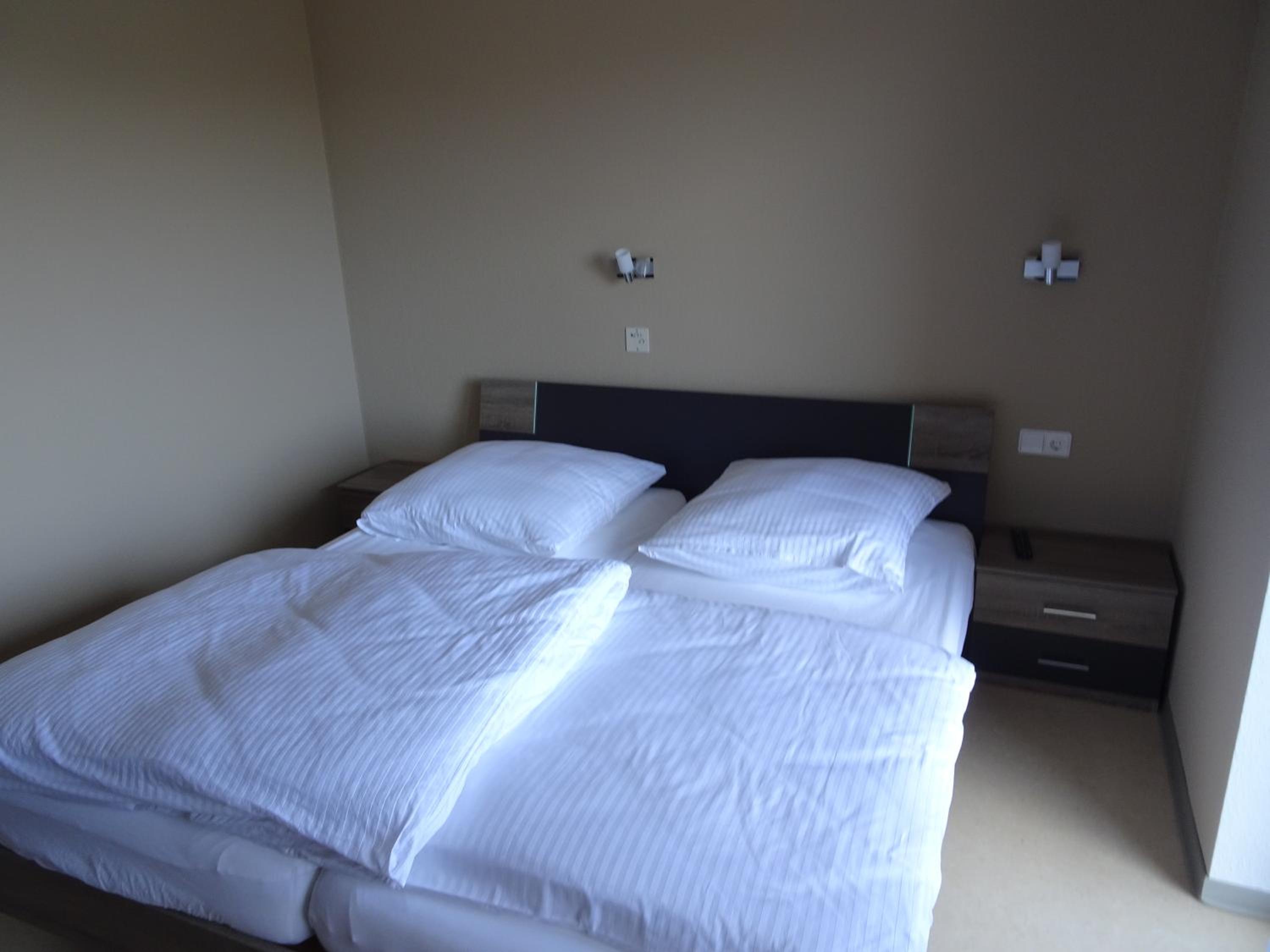 Double Room with Private Bathroom photo 2