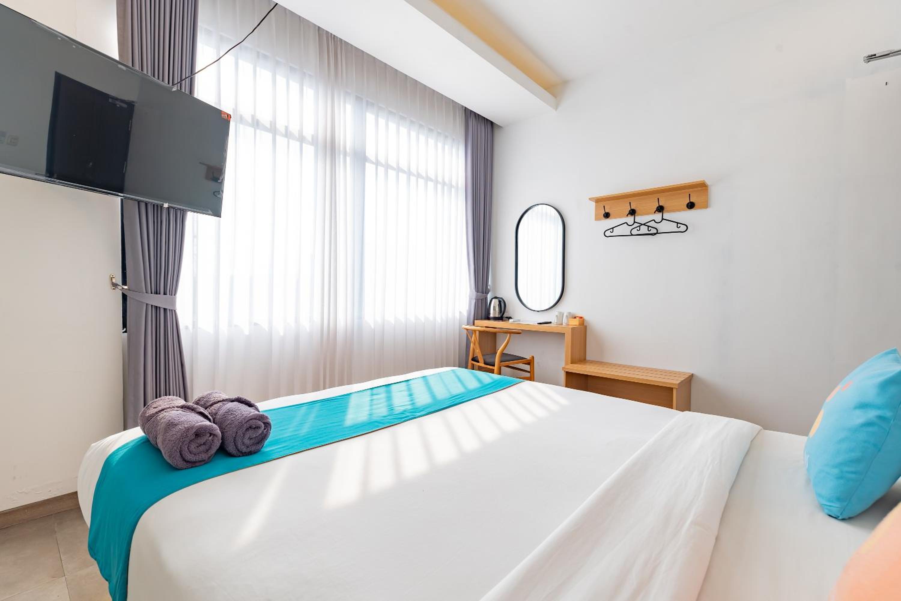 Deluxe Room - Photo 7