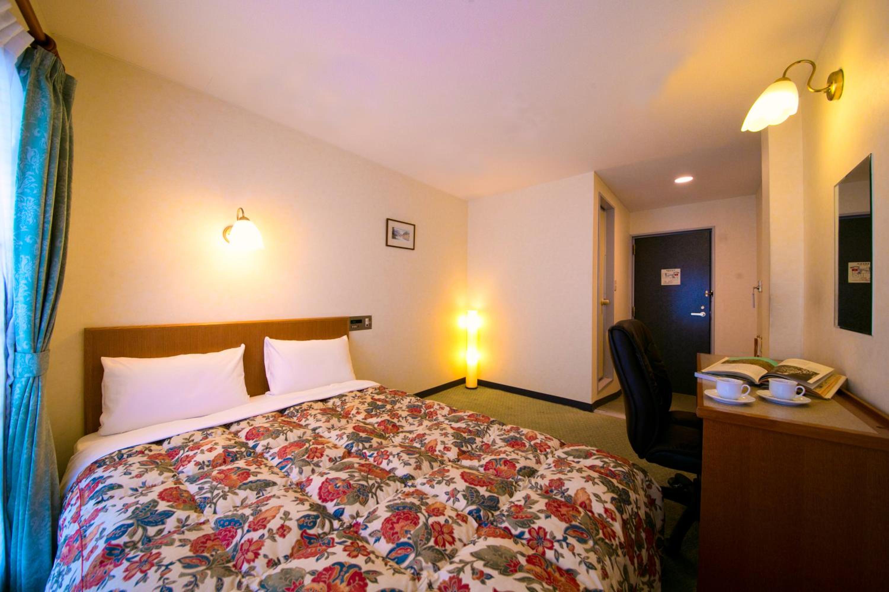 Double Room - Non-Smoking  photo 1