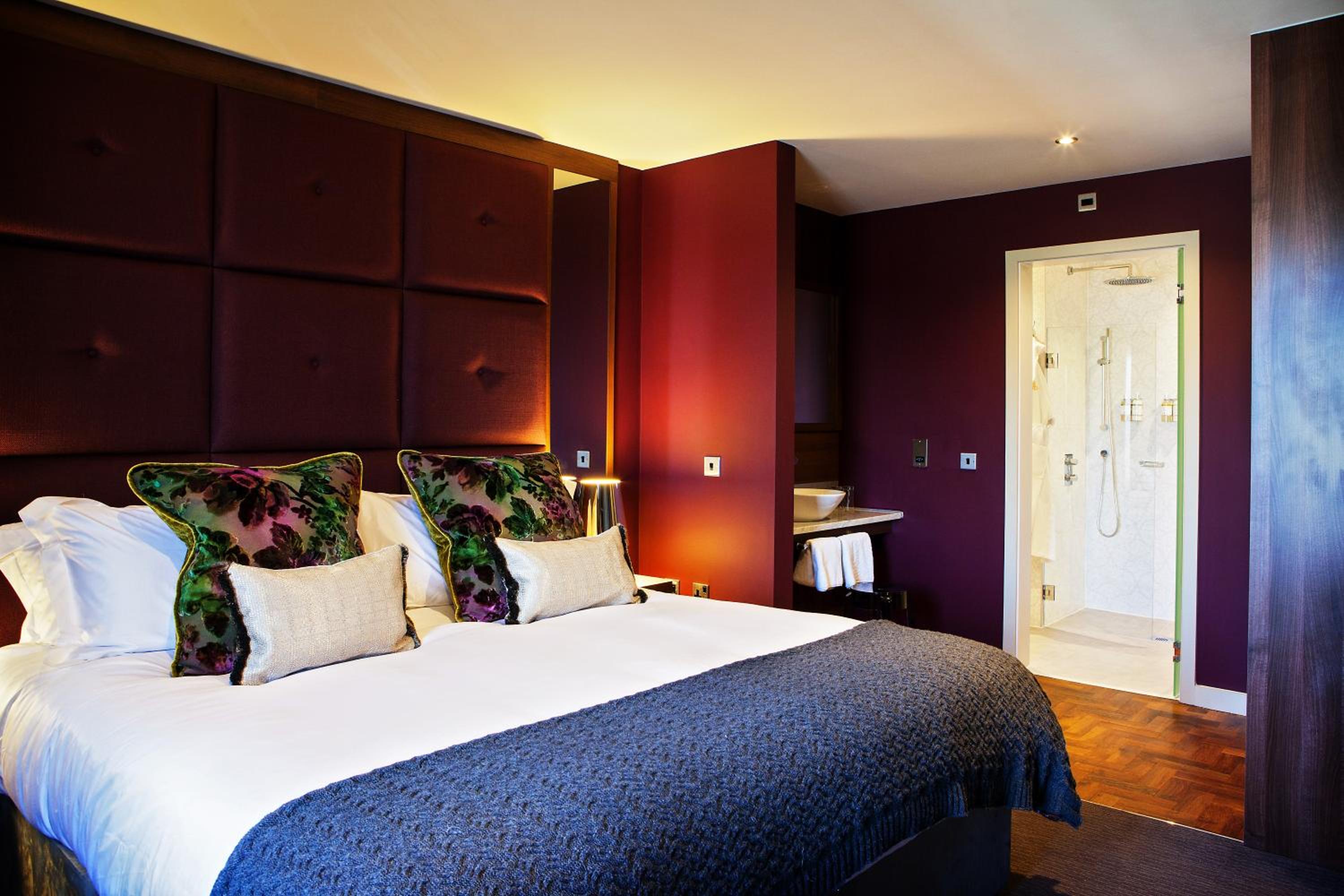 Standard Suite