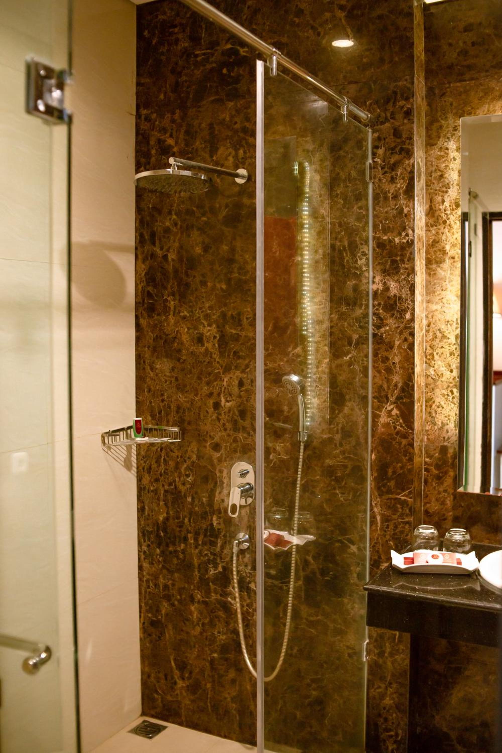 Deluxe Twin Room - Photo 5