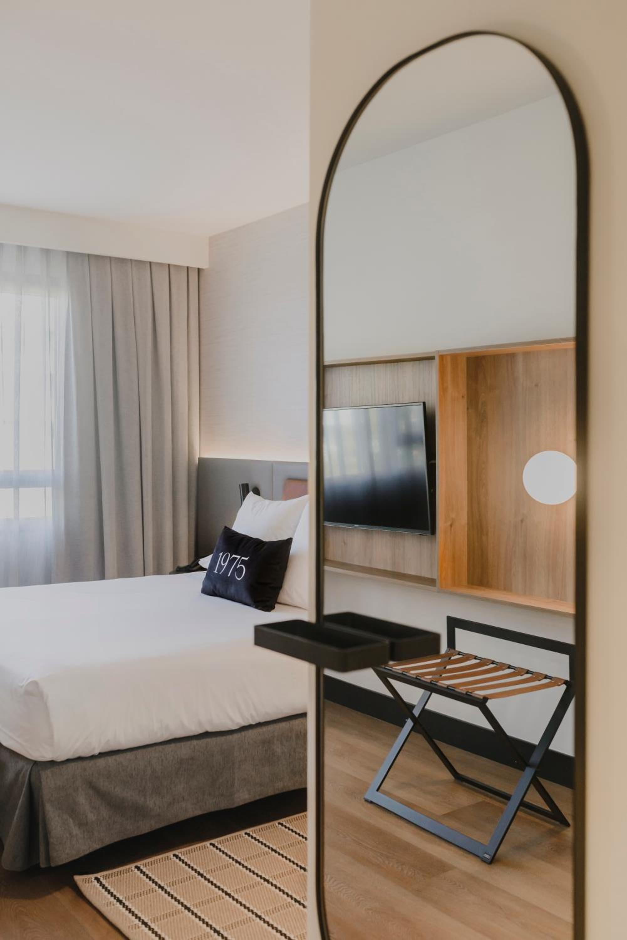 Double Room - Photo 7