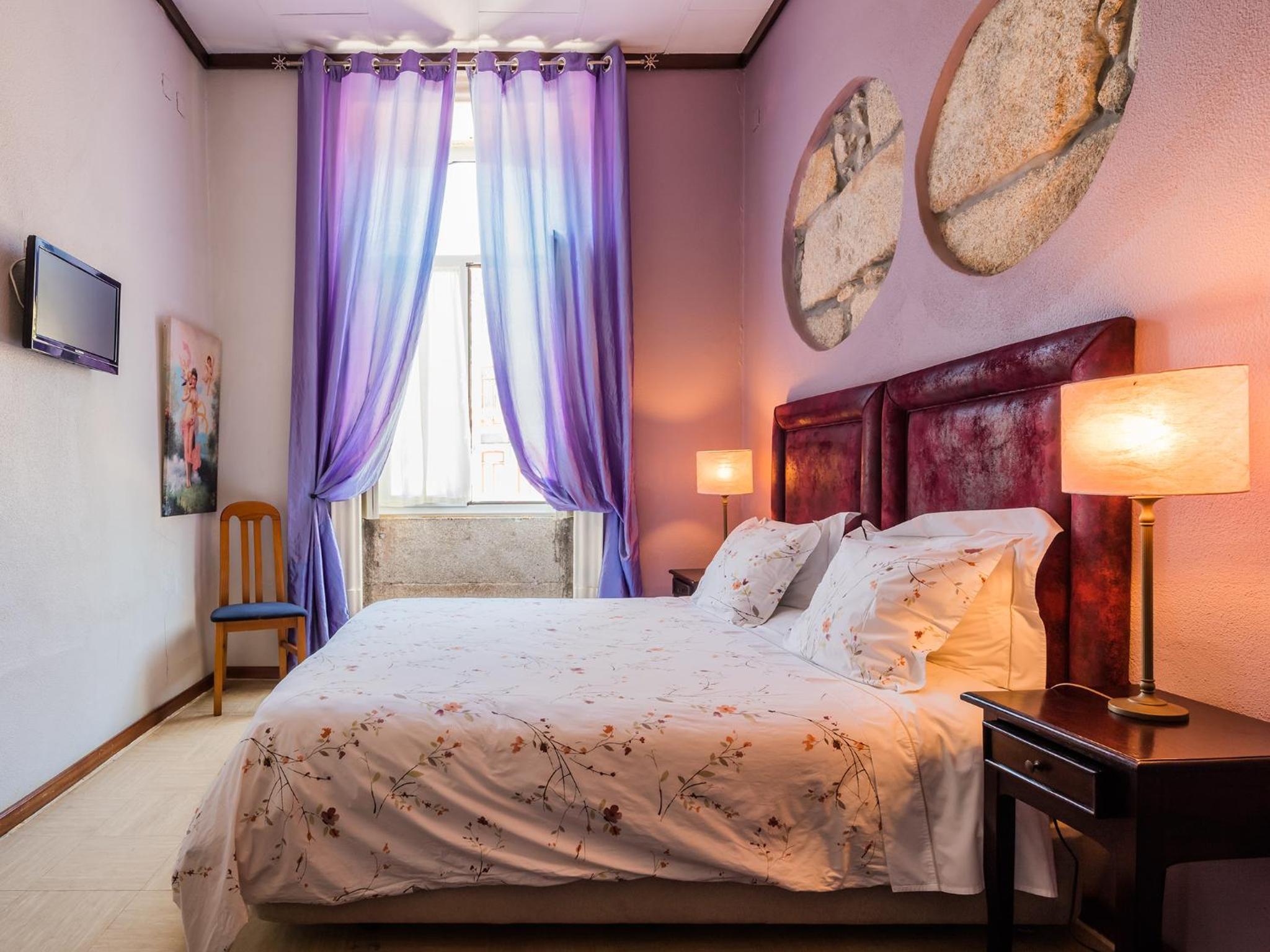 Twin Room - Photo 1