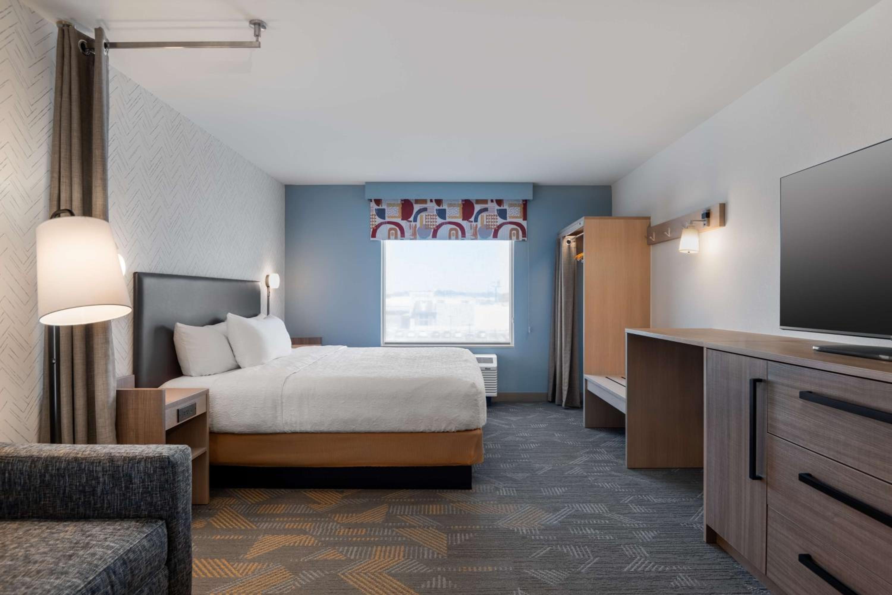 King Studio Suite - Photo 3