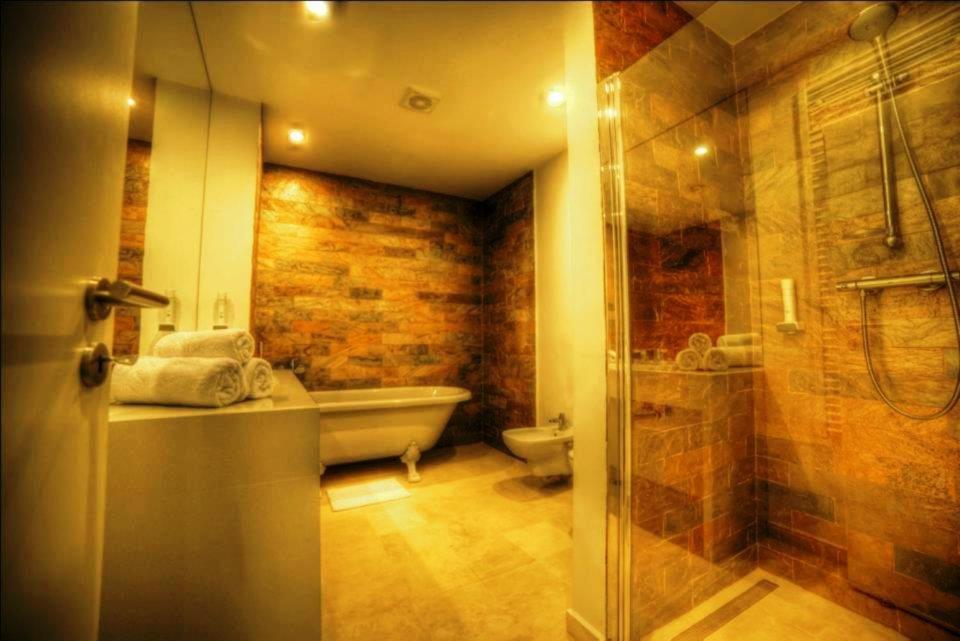 One-Bedroom Apartment - Photo 104