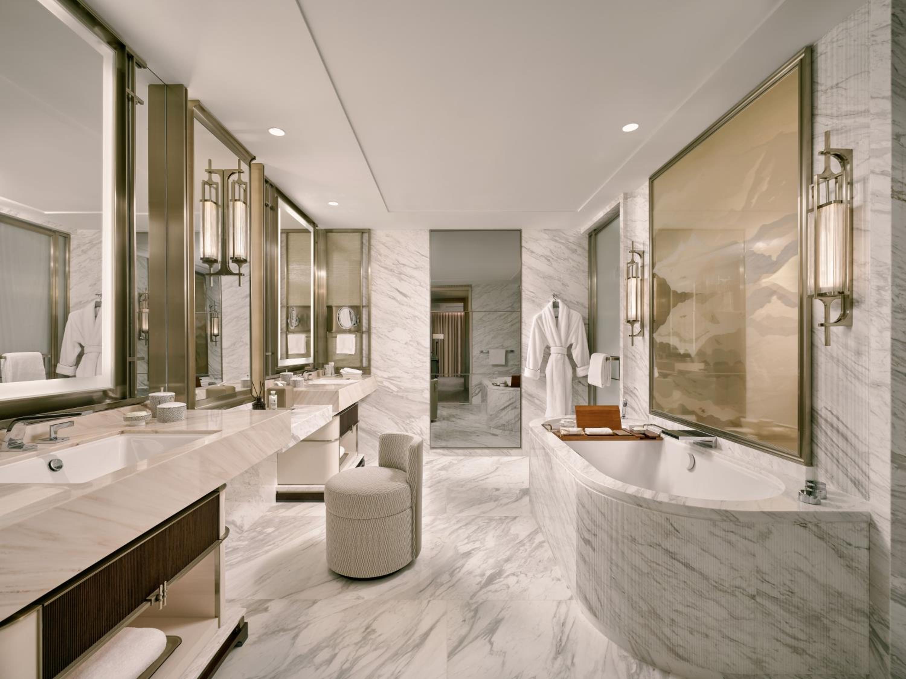 An Extended Indulgence - Paiza Premier Suite King Sea View