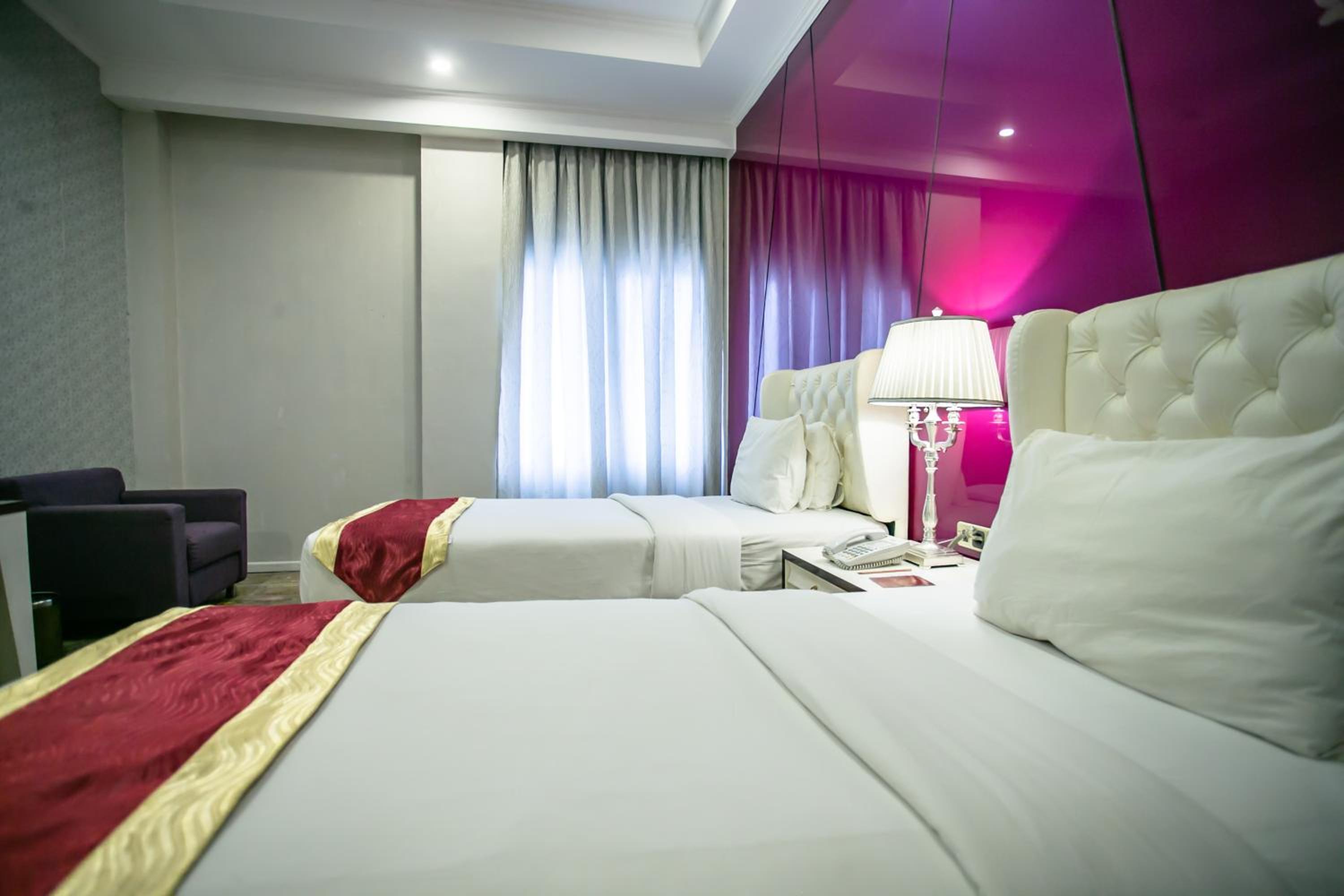 Grand Deluxe Twin Room - Photo 1