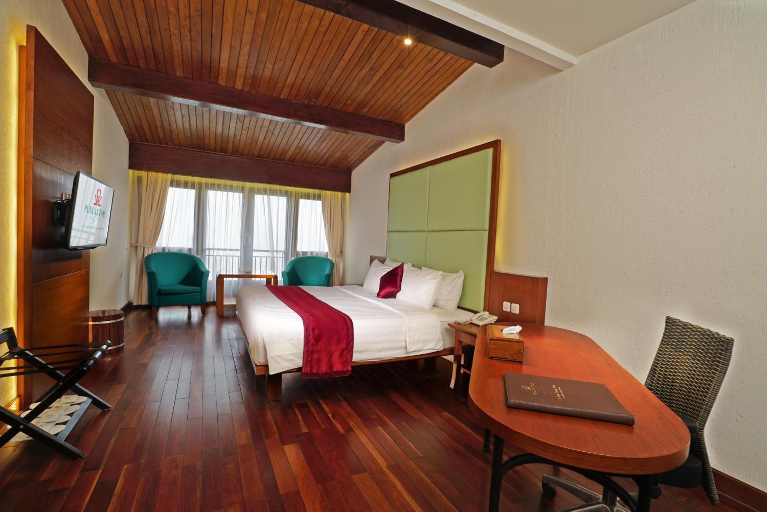 Double Room with Mountain View