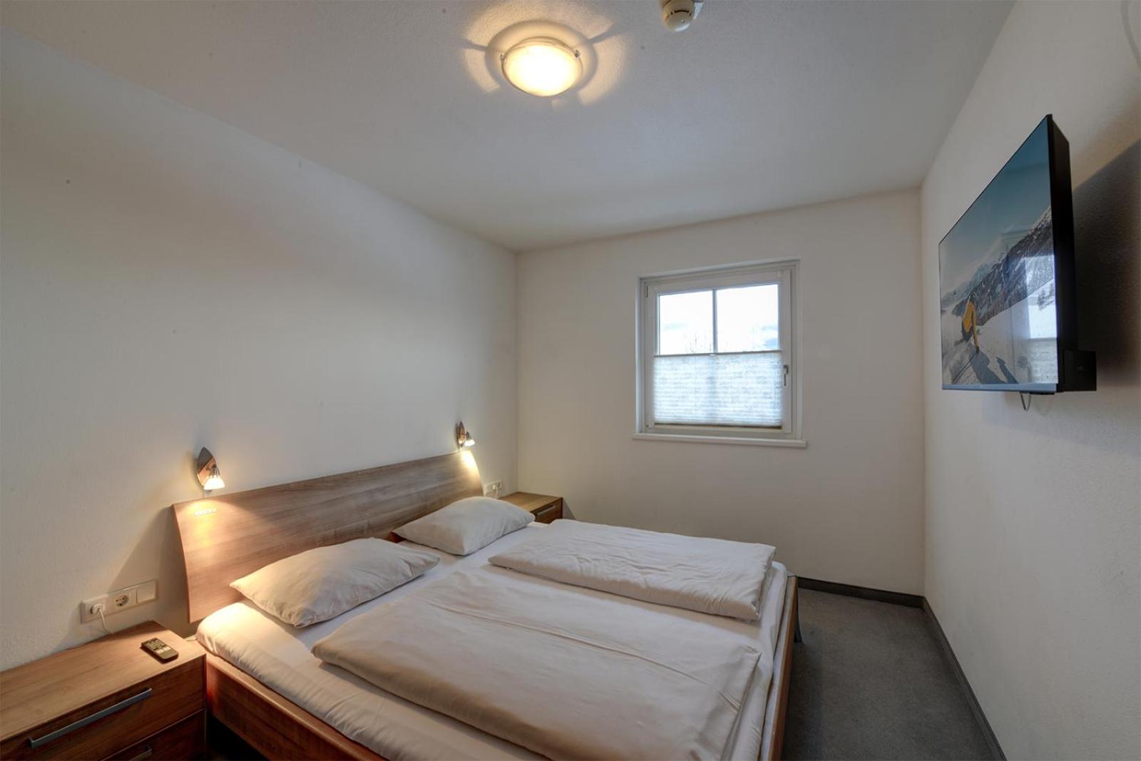Two-Bedroom Apartment with View photo 3