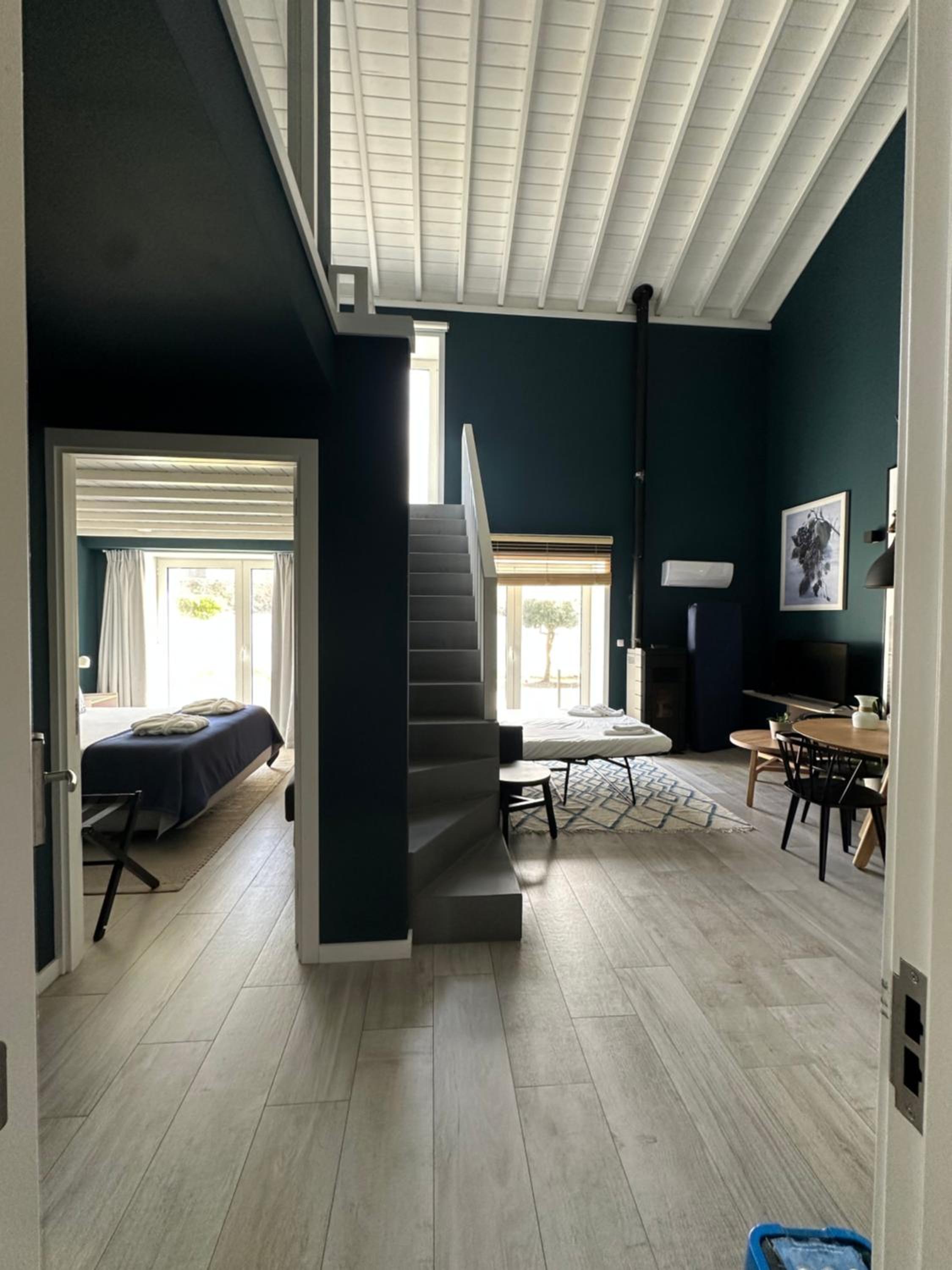 Duplex Apartment - Pet Friendly