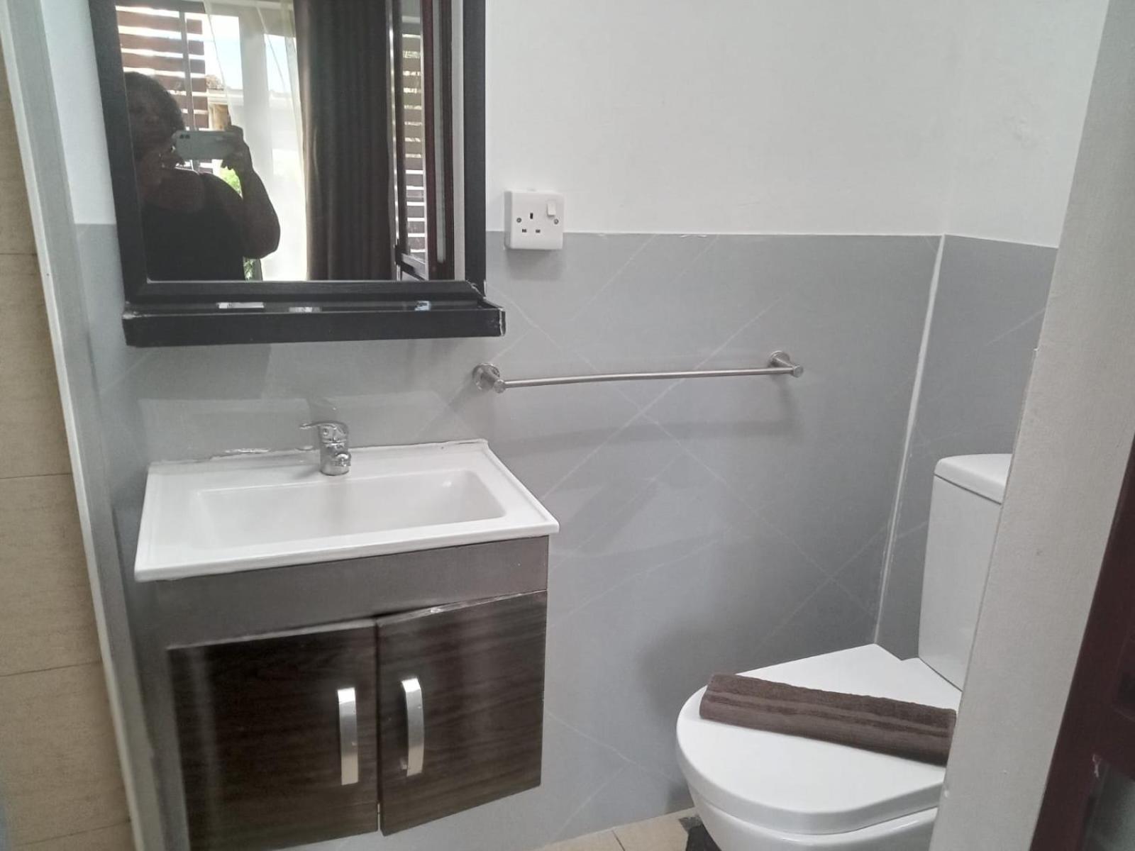 Double Room - Photo 7