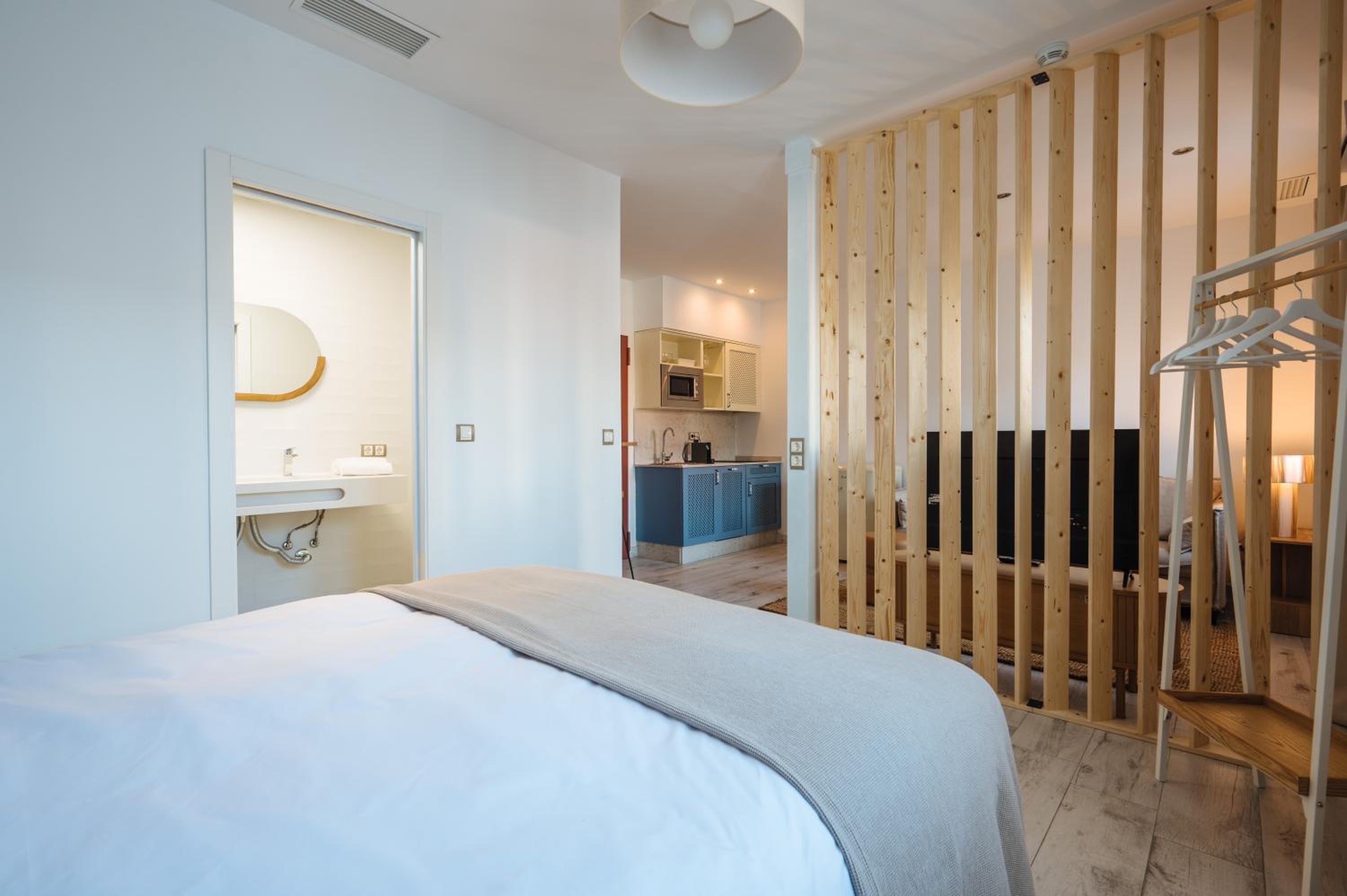 Apartment - Photo 10