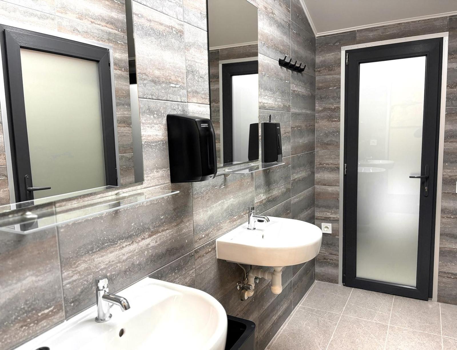 Quadruple Room with Shared Bathroom