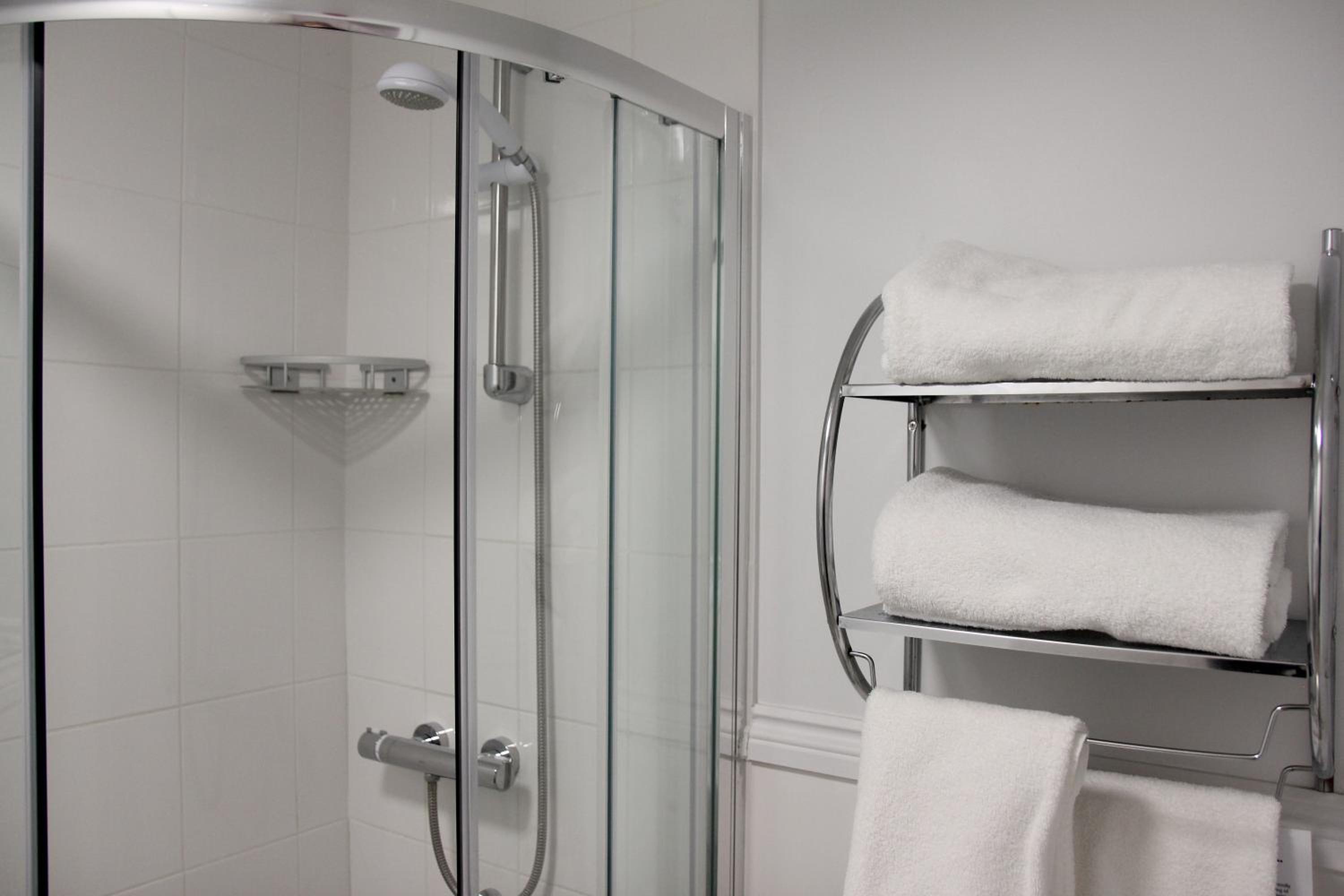 Single Room with Bathroom photo 1