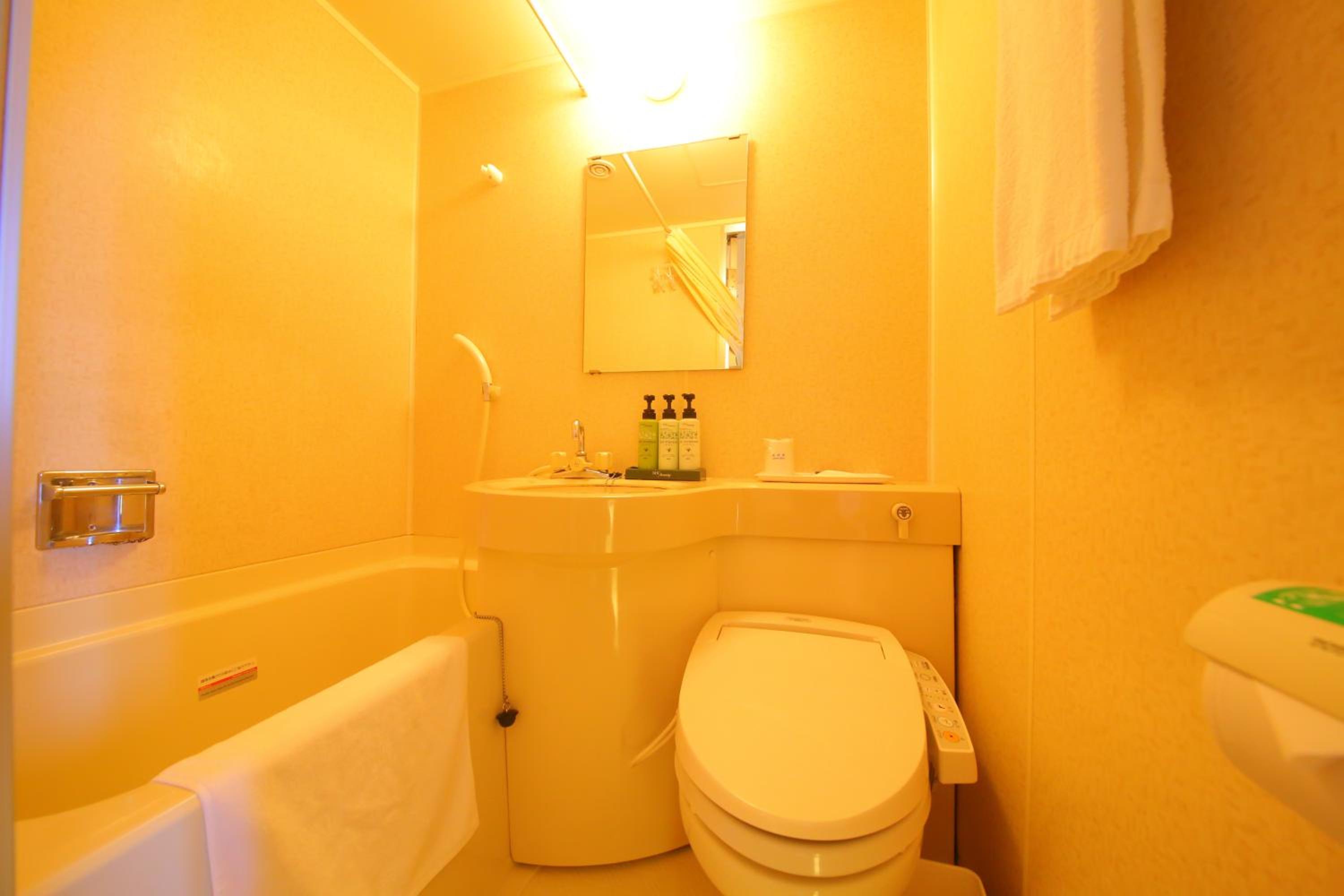 Single Room - Smoking photo 2