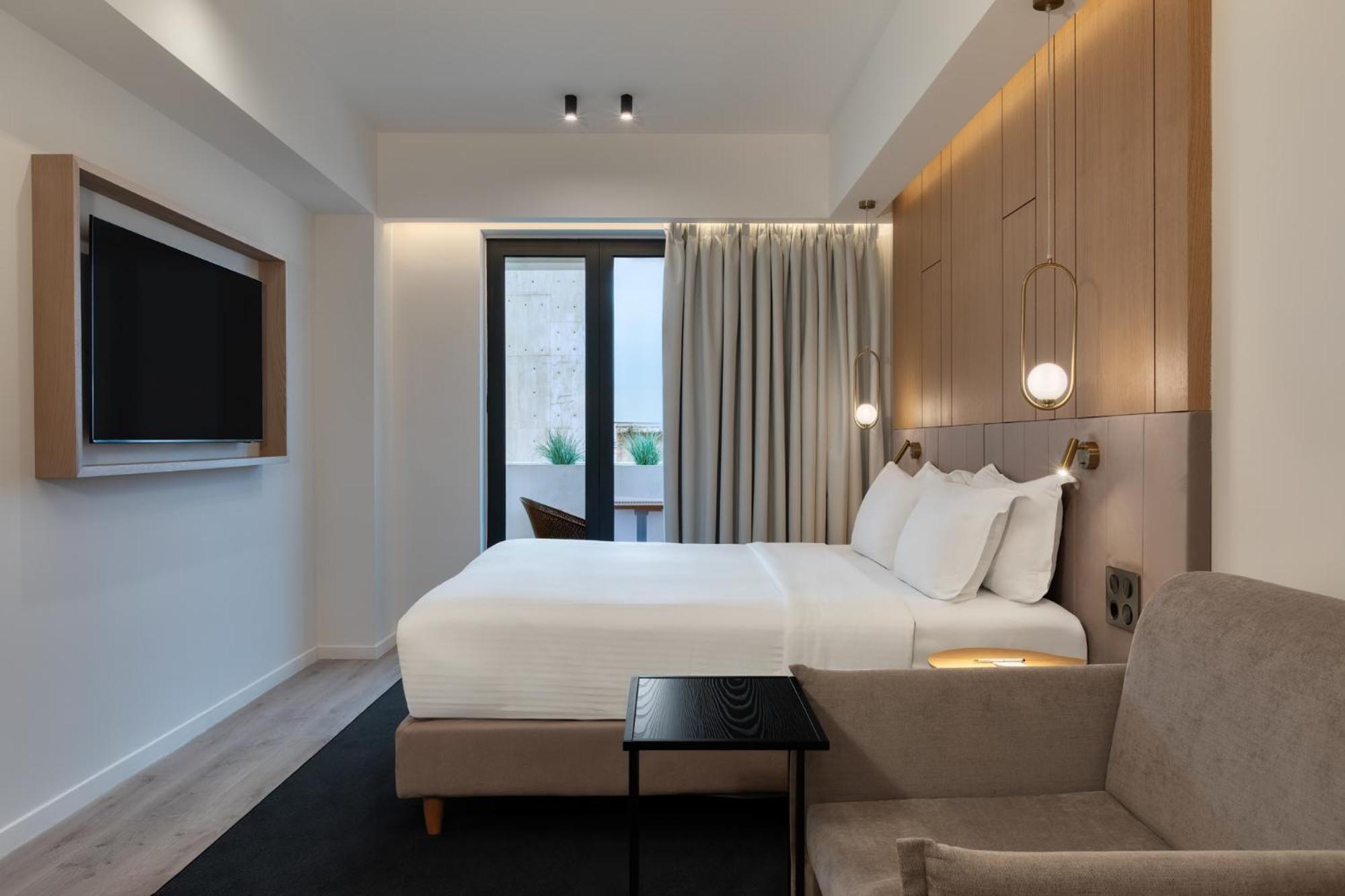 Deluxe King Room photo 3
