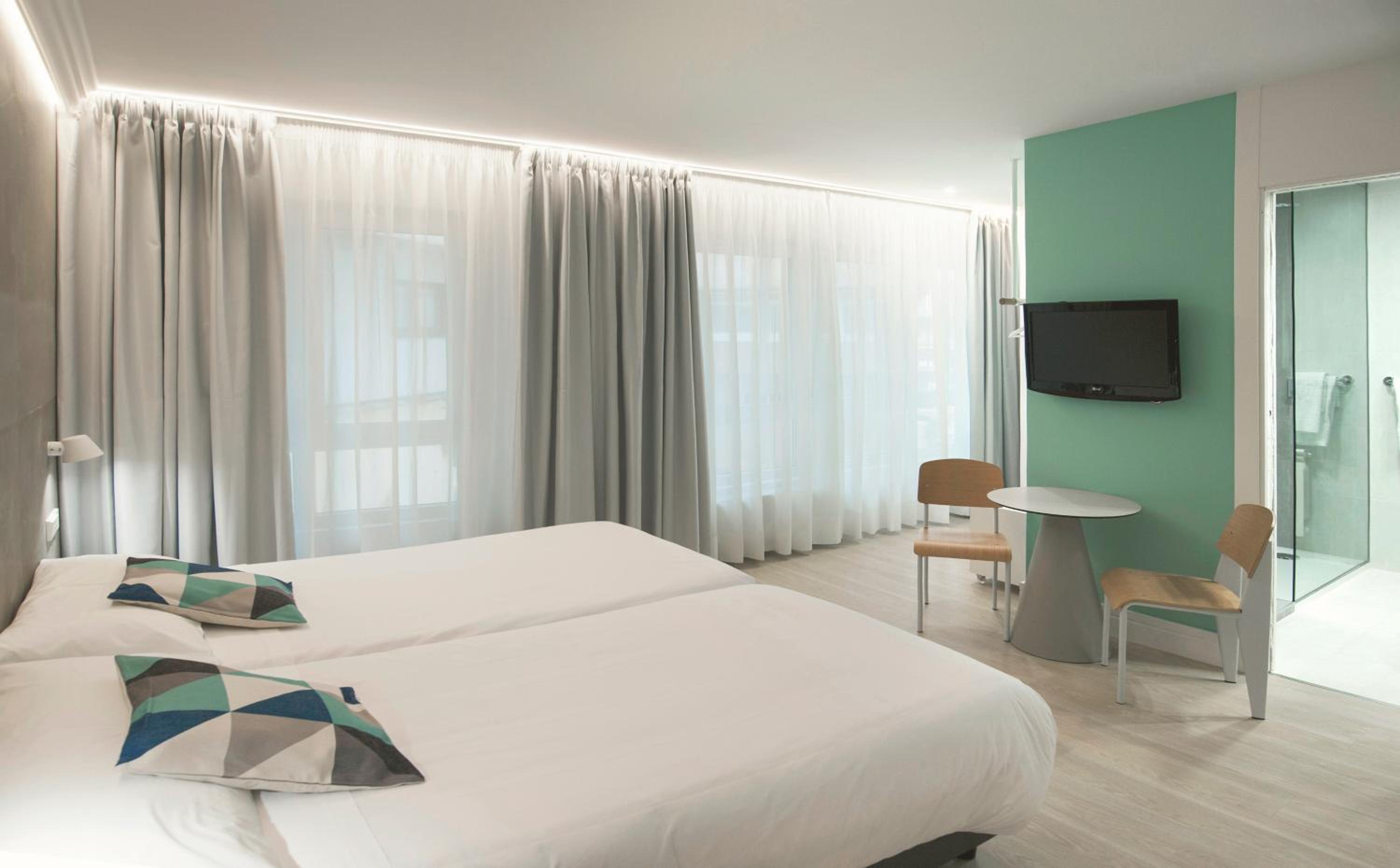 Superior Twin Room photo 3