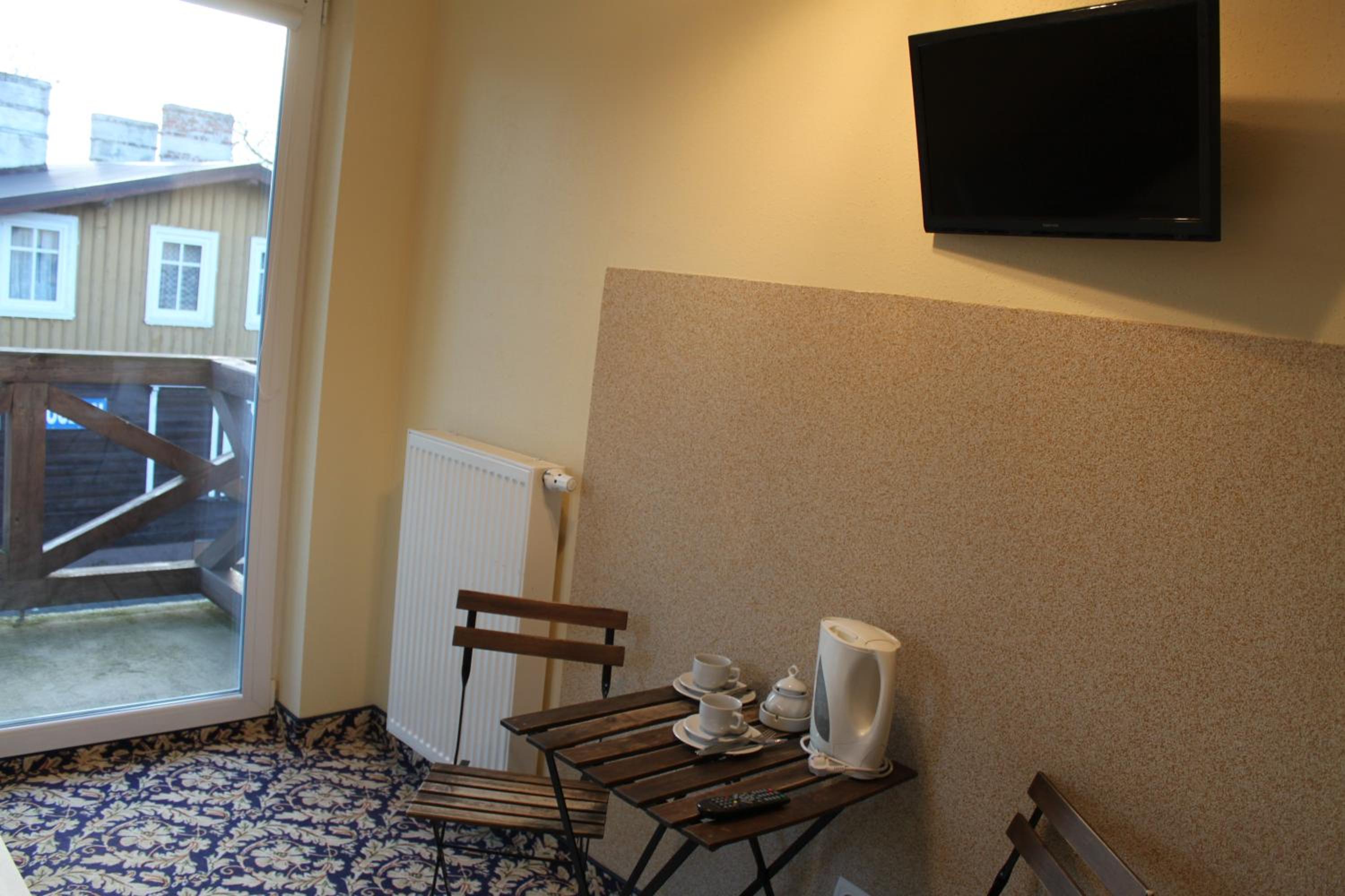 Double Room - Photo 5