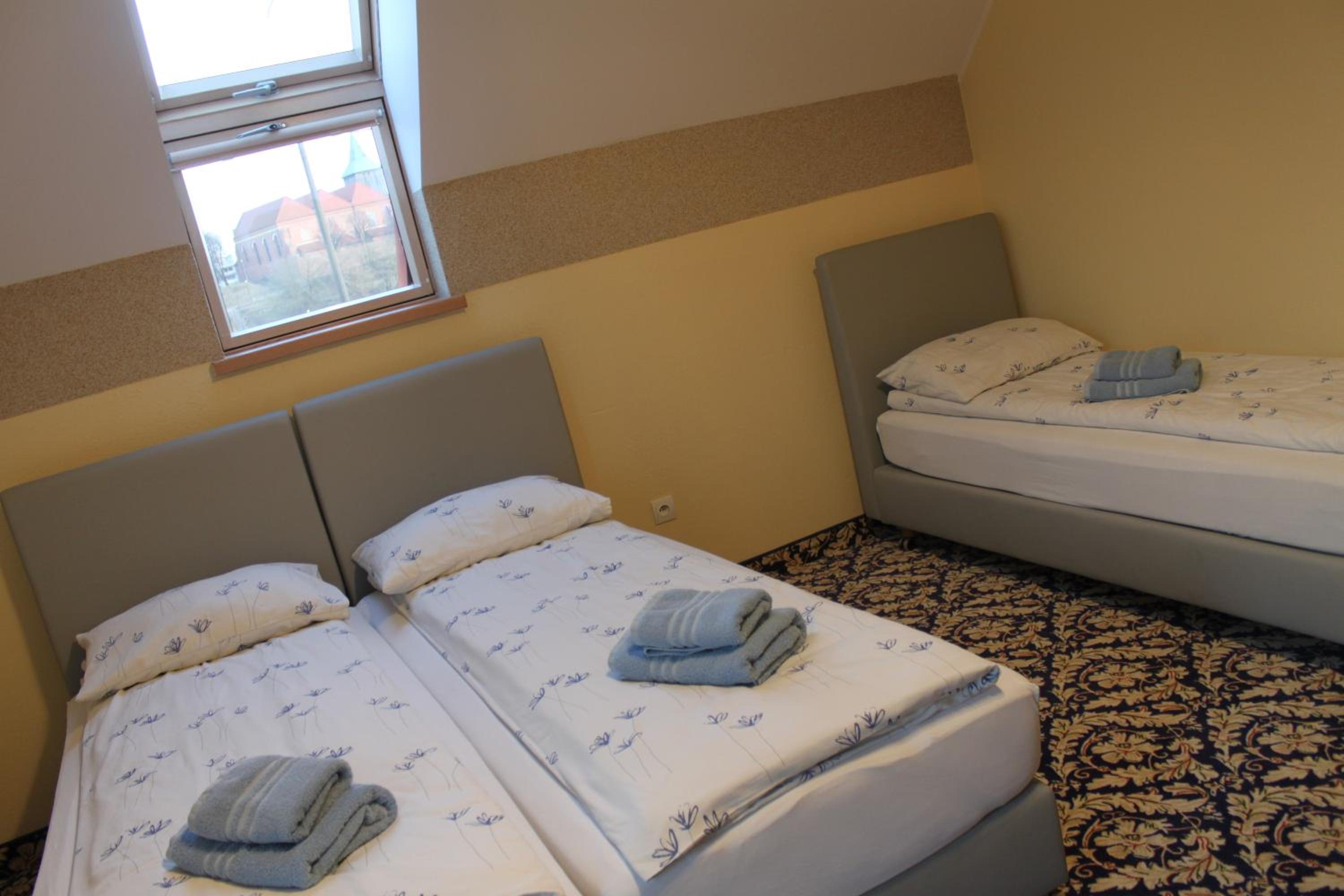 Triple Room with View - Photo 6