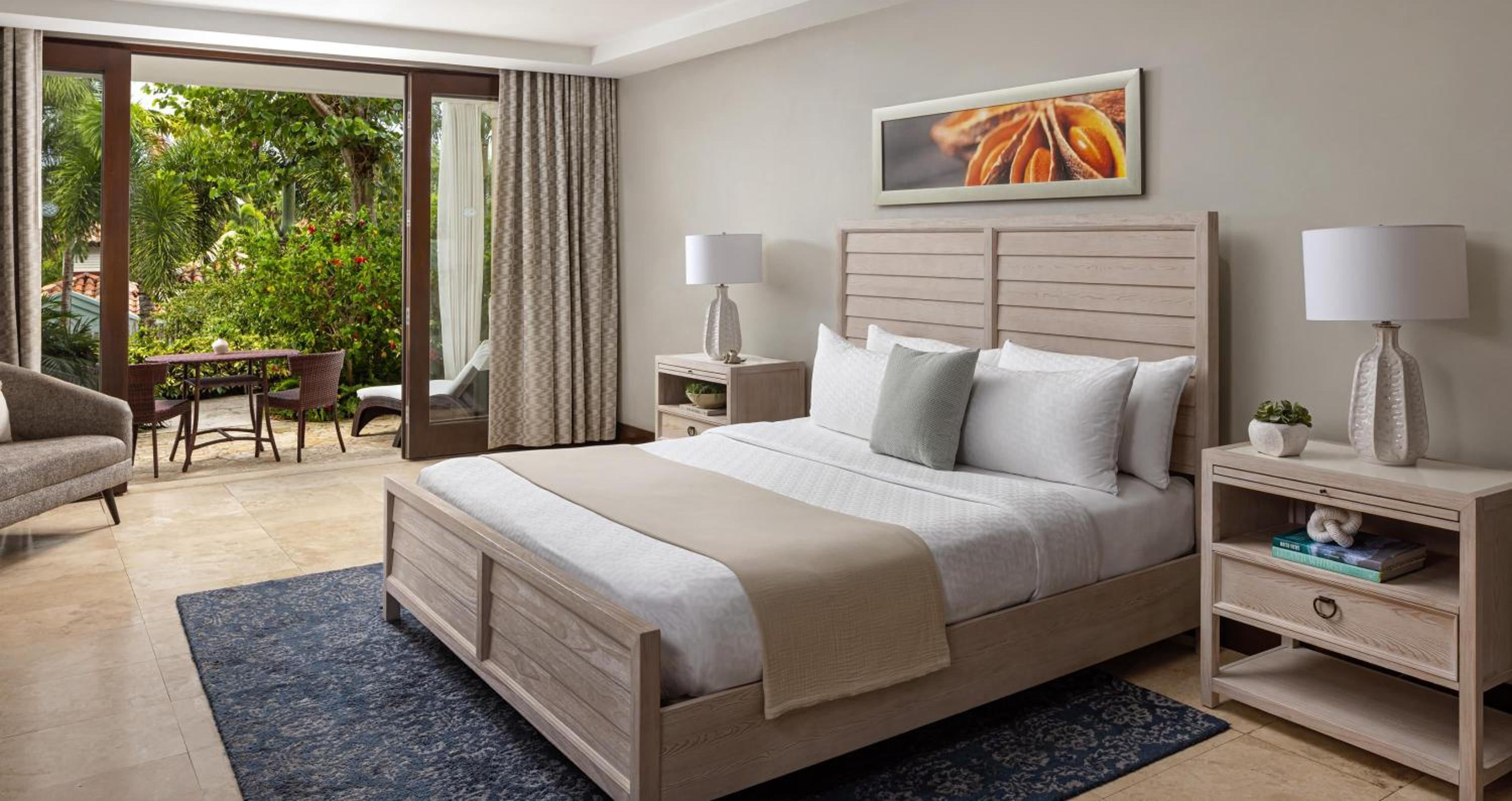 South Seas Honeymoon Poolside Hideaway Walkout Junior Suite with Patio Tranquility Soaking Tub (WJS)