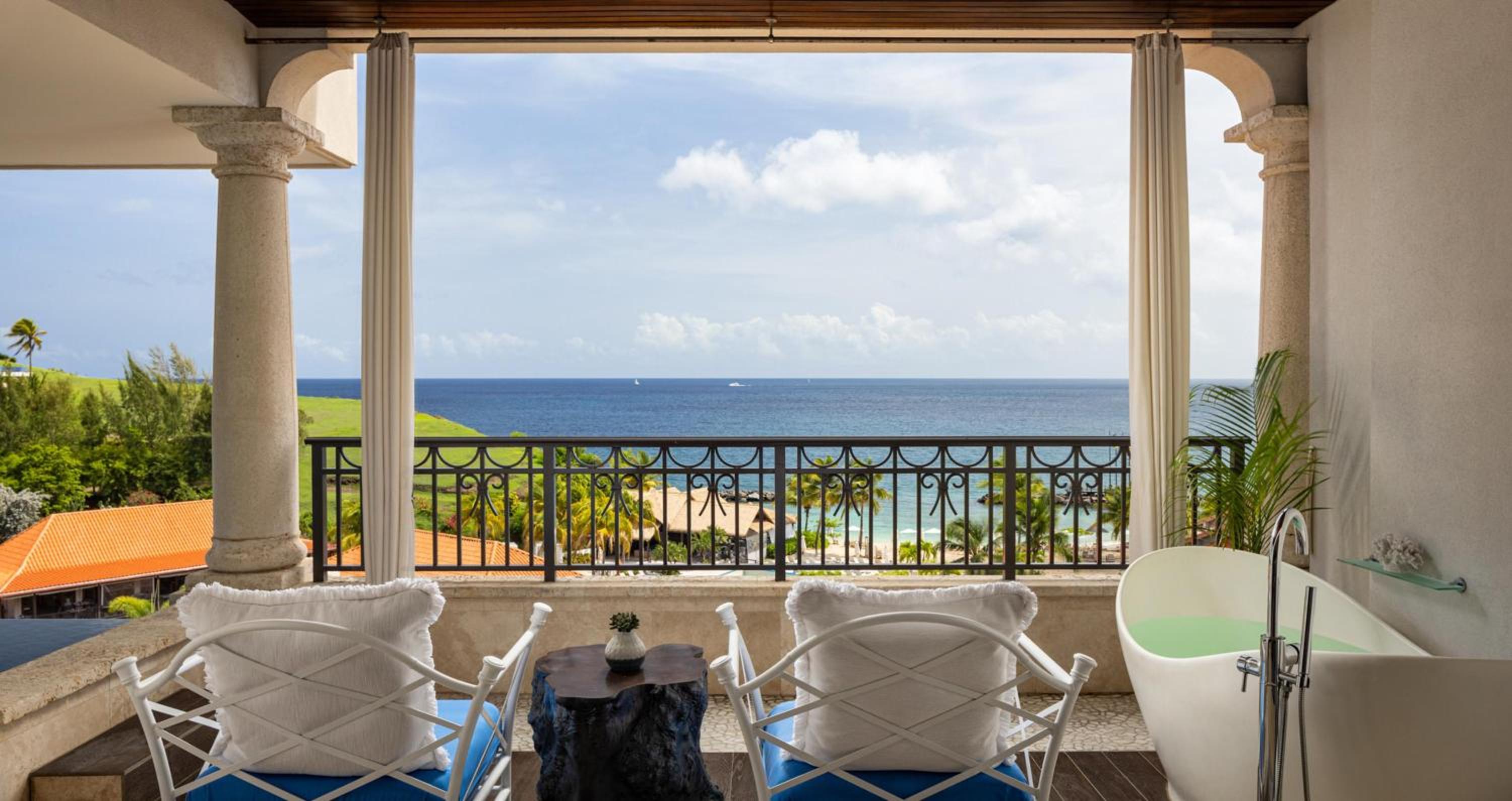Italian Oceanview One Bedroom Skypool Butler Suite with Balcony Tranquility Soaking Tub (1SKY)