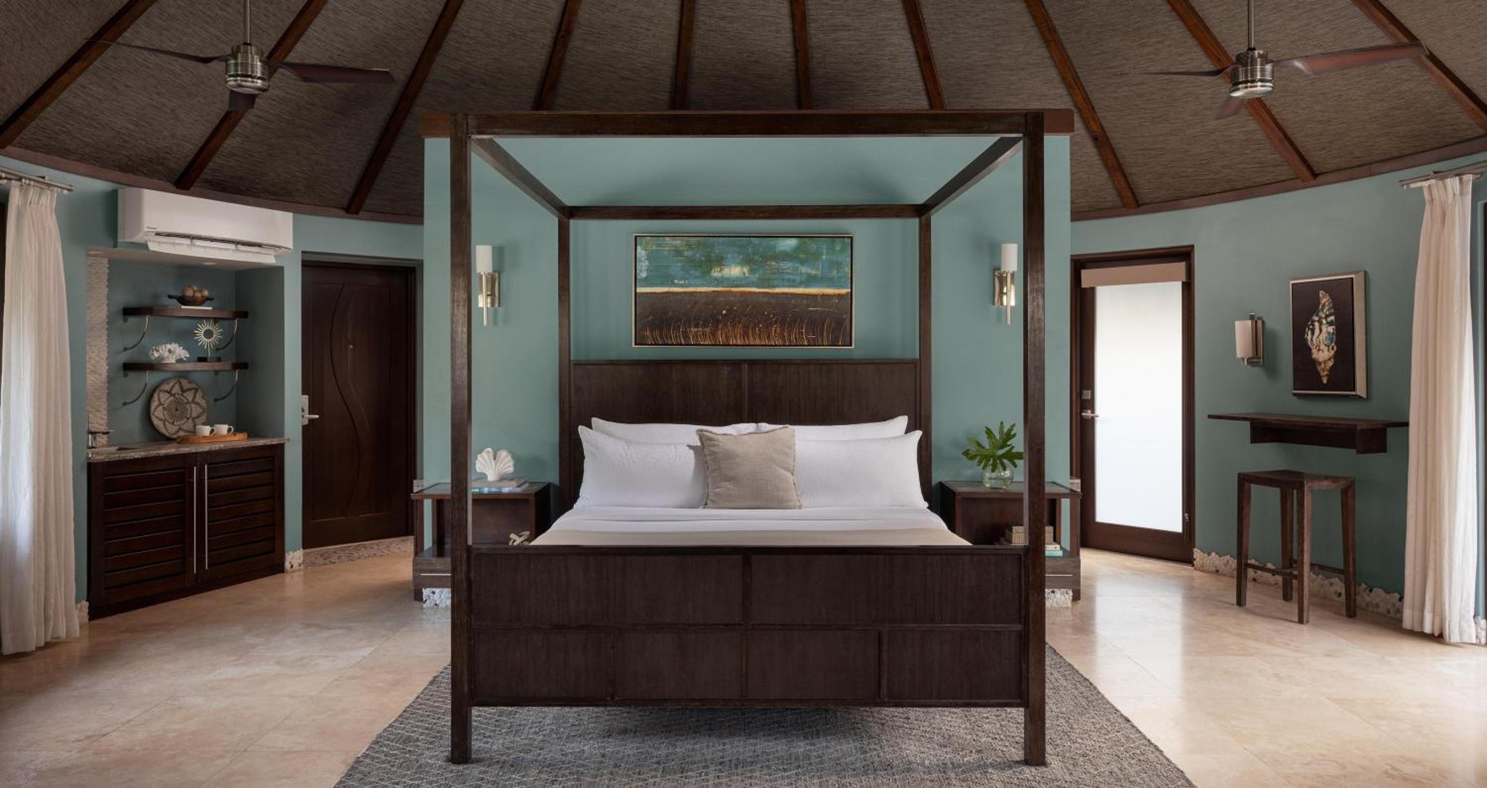 South Seas Grande Rondoval Butler Suite with Private Pool Sanctuary (RD)