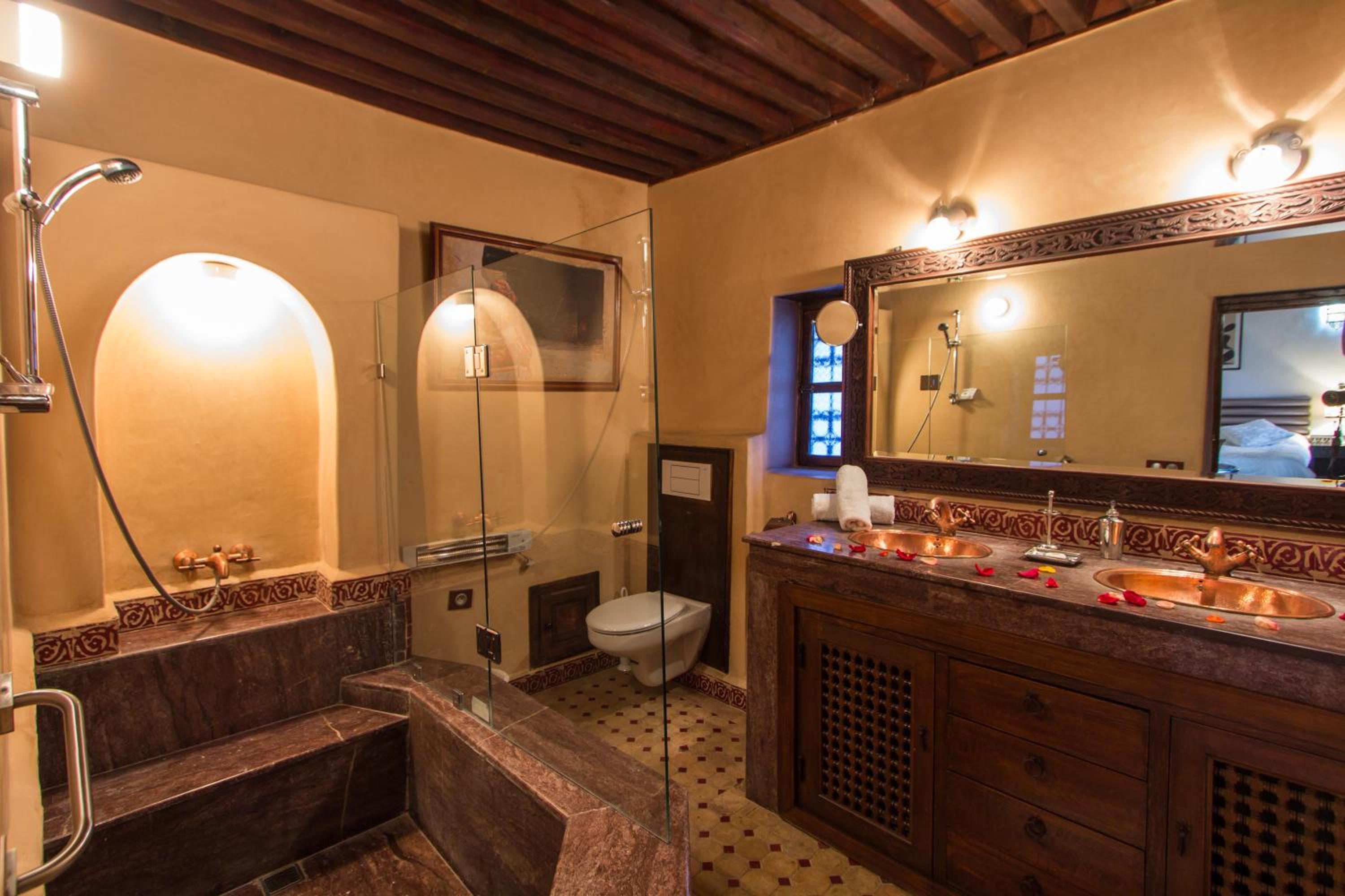 Royal Suite photo 2