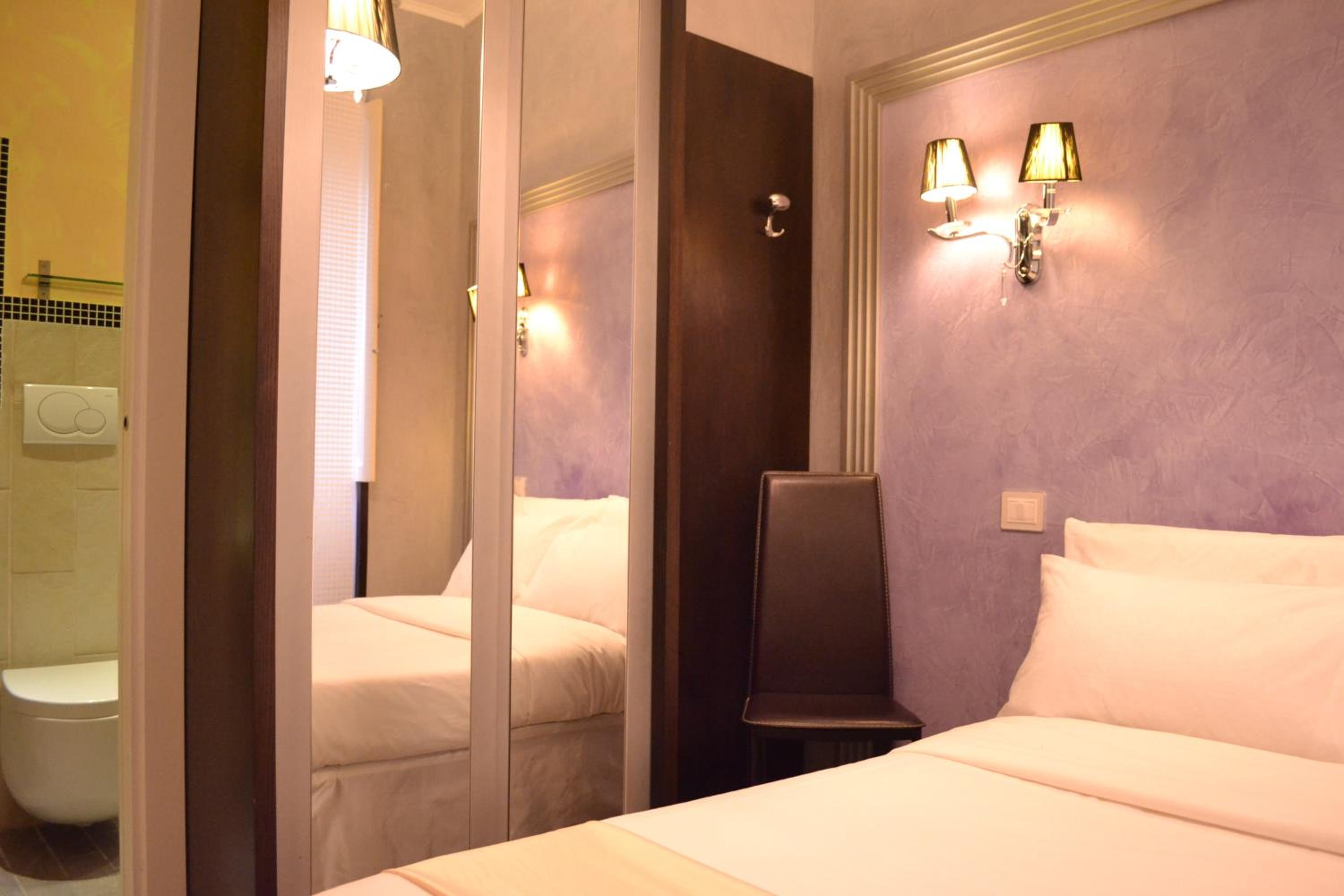 Small Double Room With Small Double Bed photo 1