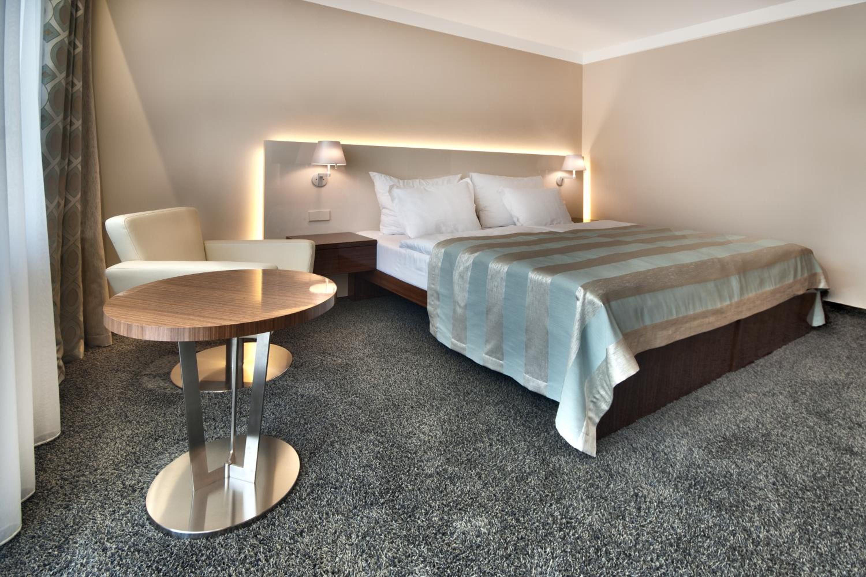 Standard Double or Twin Room with Spa Therapy Package and Halfboard photo 1