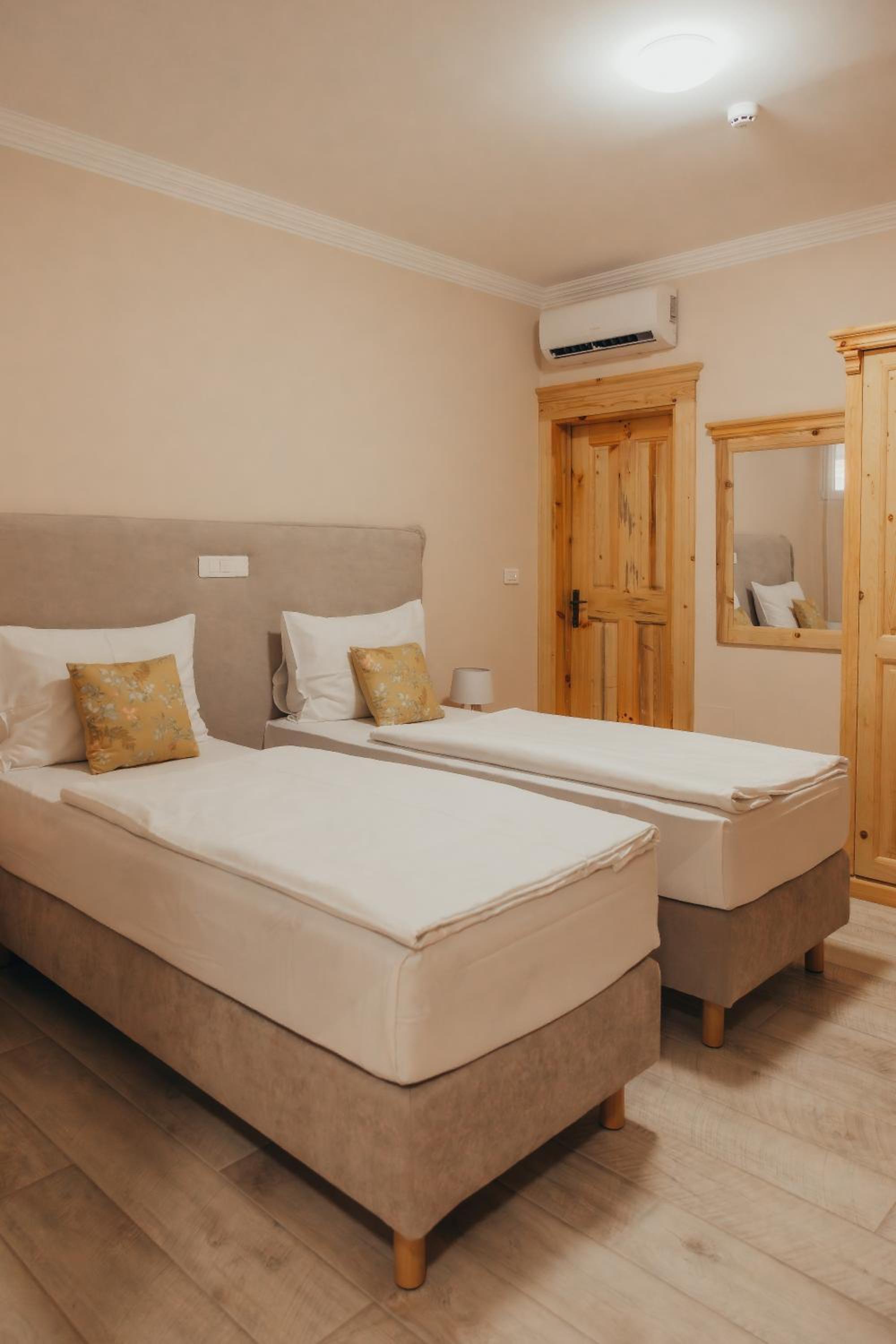 Economy Double Room
