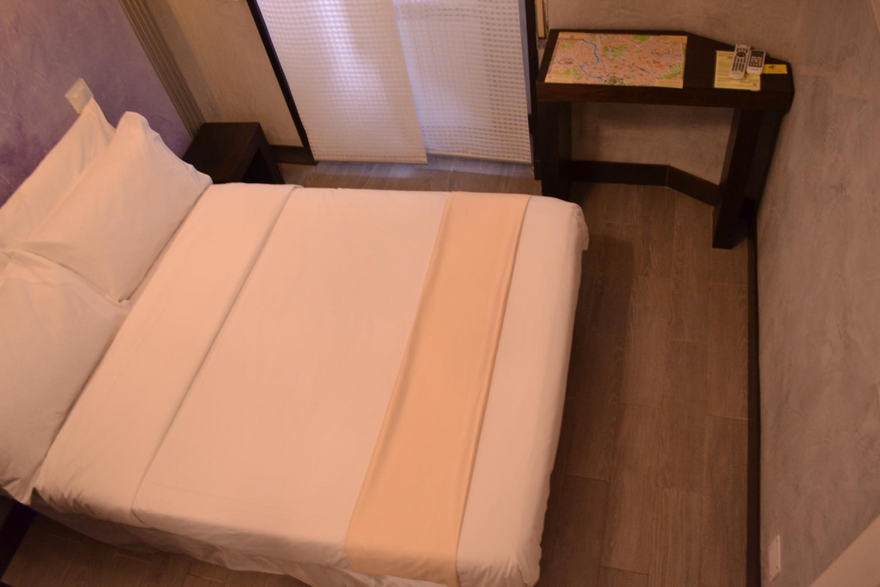 Single Room photo 1