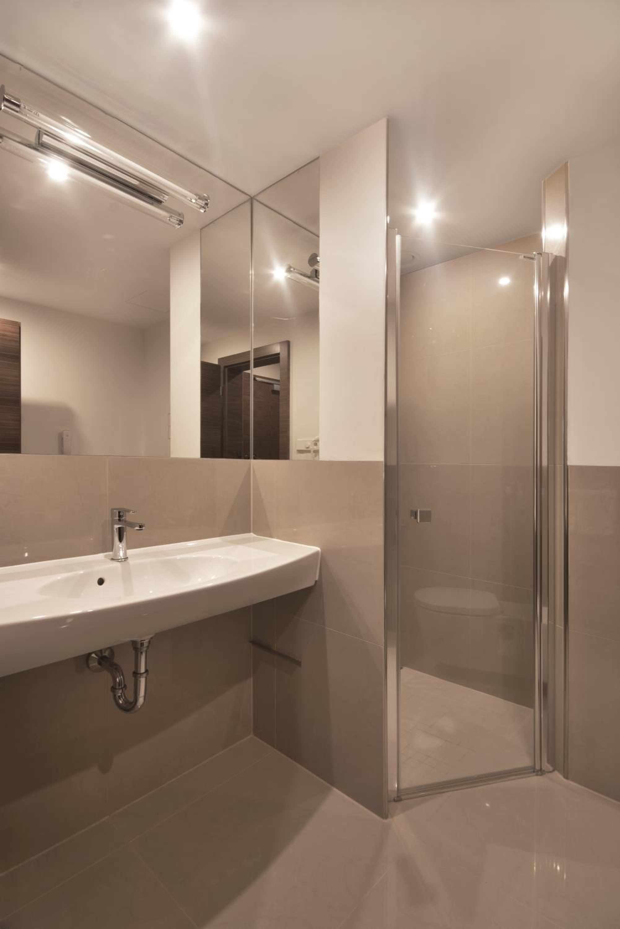 Standard Double or Twin Room with Spa Therapy Package and Halfboard photo 3