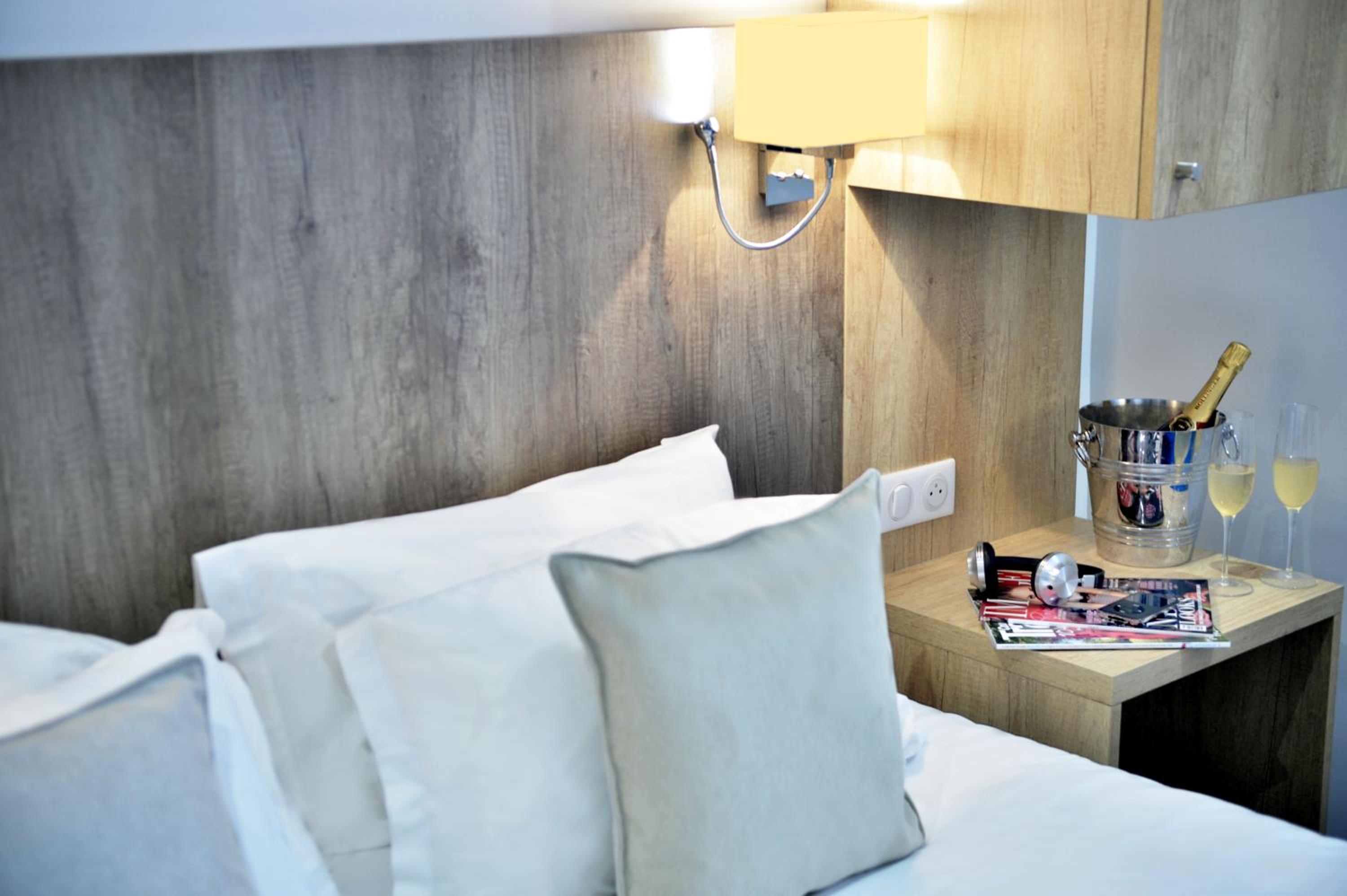 Standard Double Room photo 3